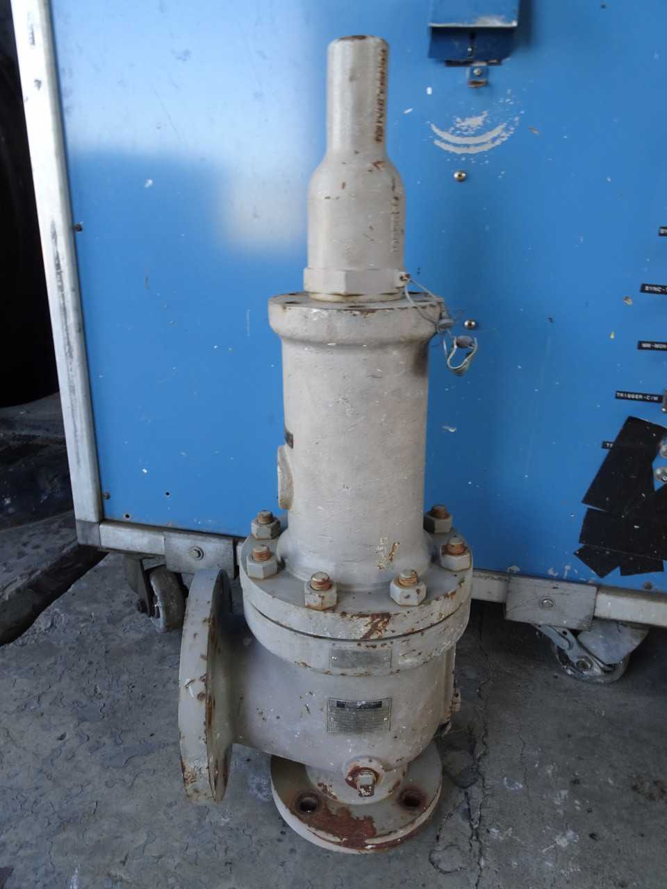 DRESSER CONSOLIDATED 1905-30LC STEAM RELIEF VALVE Pressure relief 3in - MISCELLANEOUS