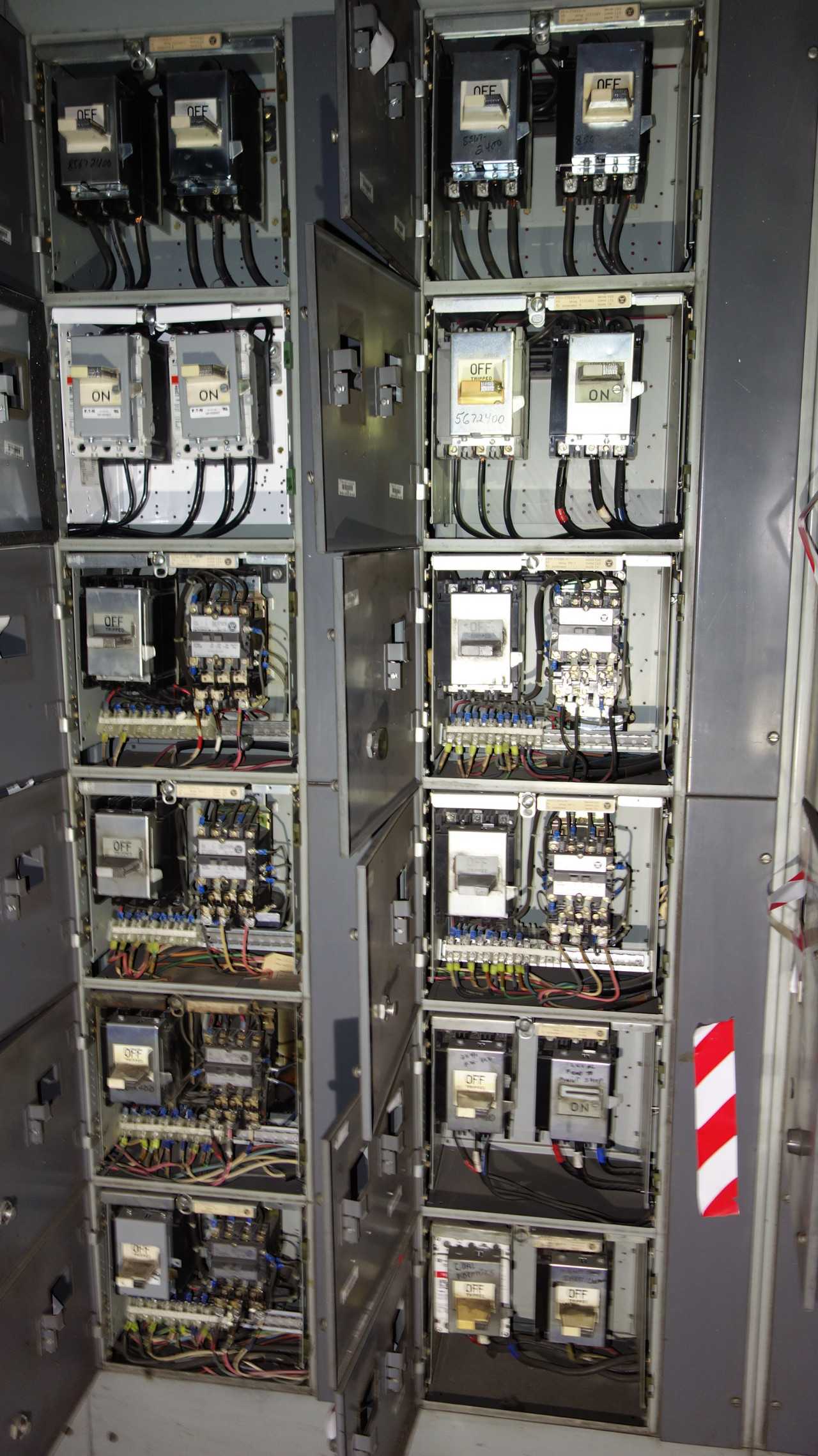 X9 VERTICAL SECTIONS OF WESTINGHOUSE MCC BUCKETS - MOTOR CONTROL CENTERS