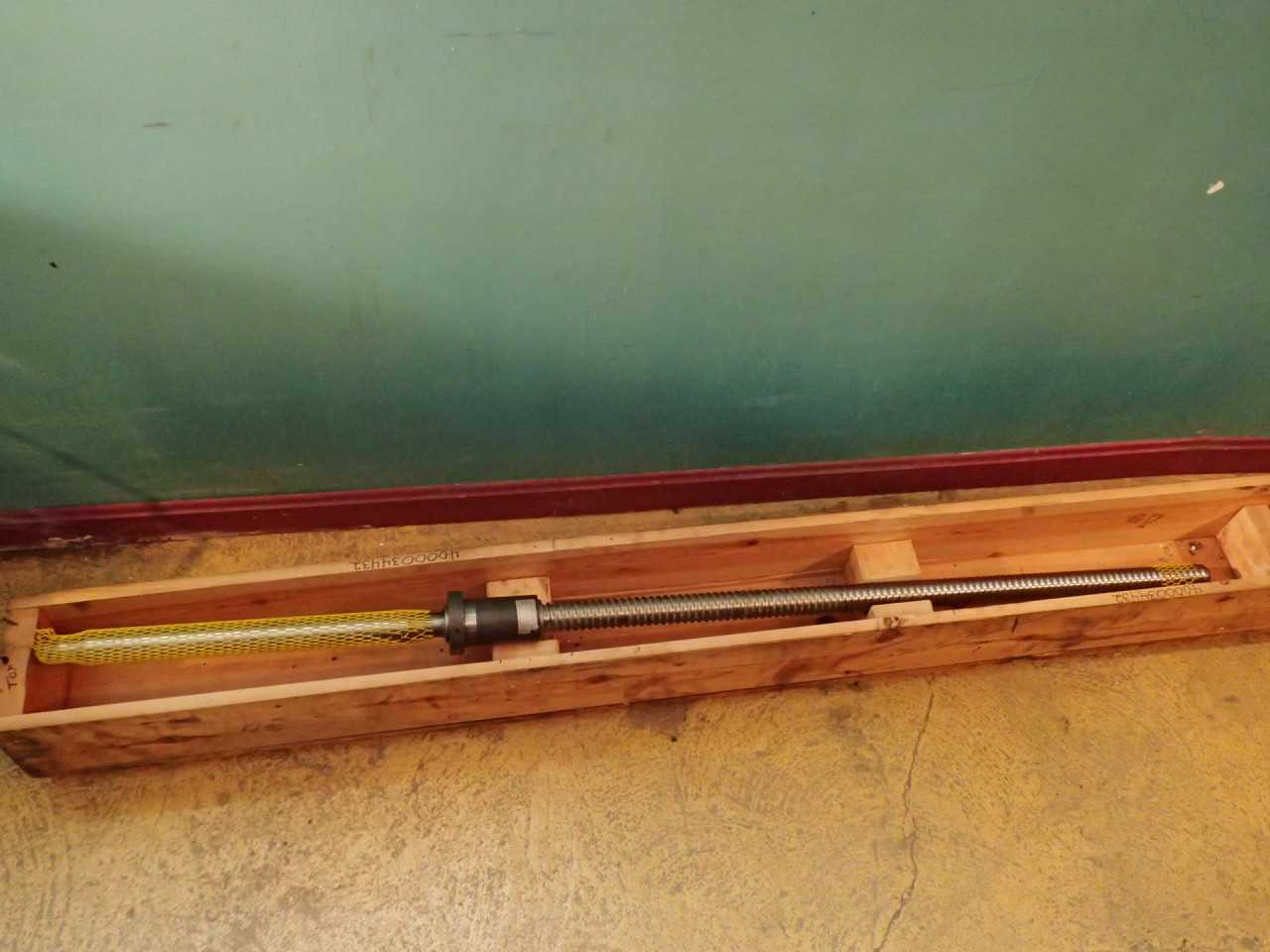 Hellers Mill Ball Screw: 10mm Pitch 990mm Travel 63" OAL 30mmx1.5 End Thread NOS - MACHINING ACCESSORIES & TOOLING