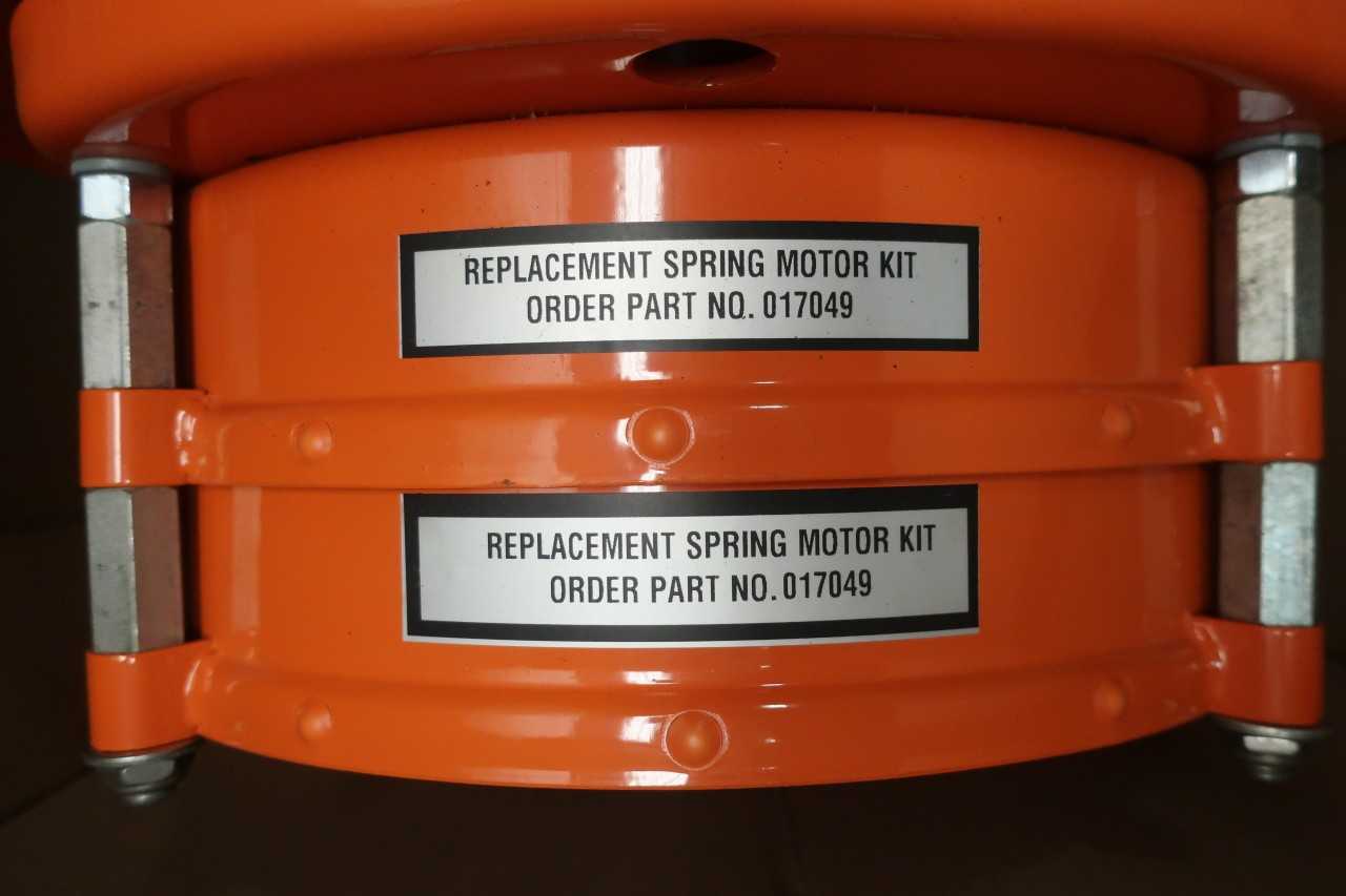 GLEASON RETRACTABLE POWER CABLE REEL - ELECTRICAL COMPONENTS