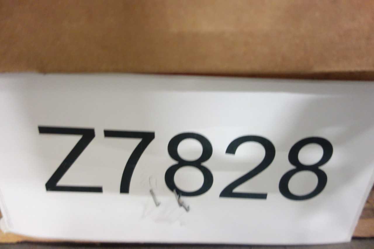 1 PALLET OF ASSORTED COLLETS, BUSHINGS, COUNTER SINK BITS, BORING BARS, ATTACHMENTS AND ACCESSORIES - ELECTRIC POWER TOOLS