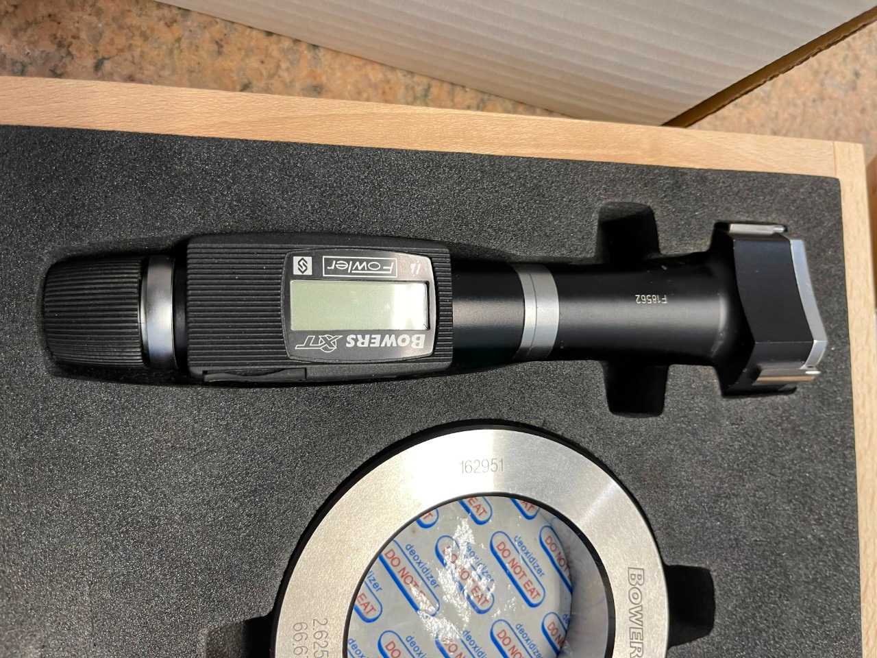 Fowler .750"-2" Digital Bore Gage Set - ELECTRIC POWER TOOLS