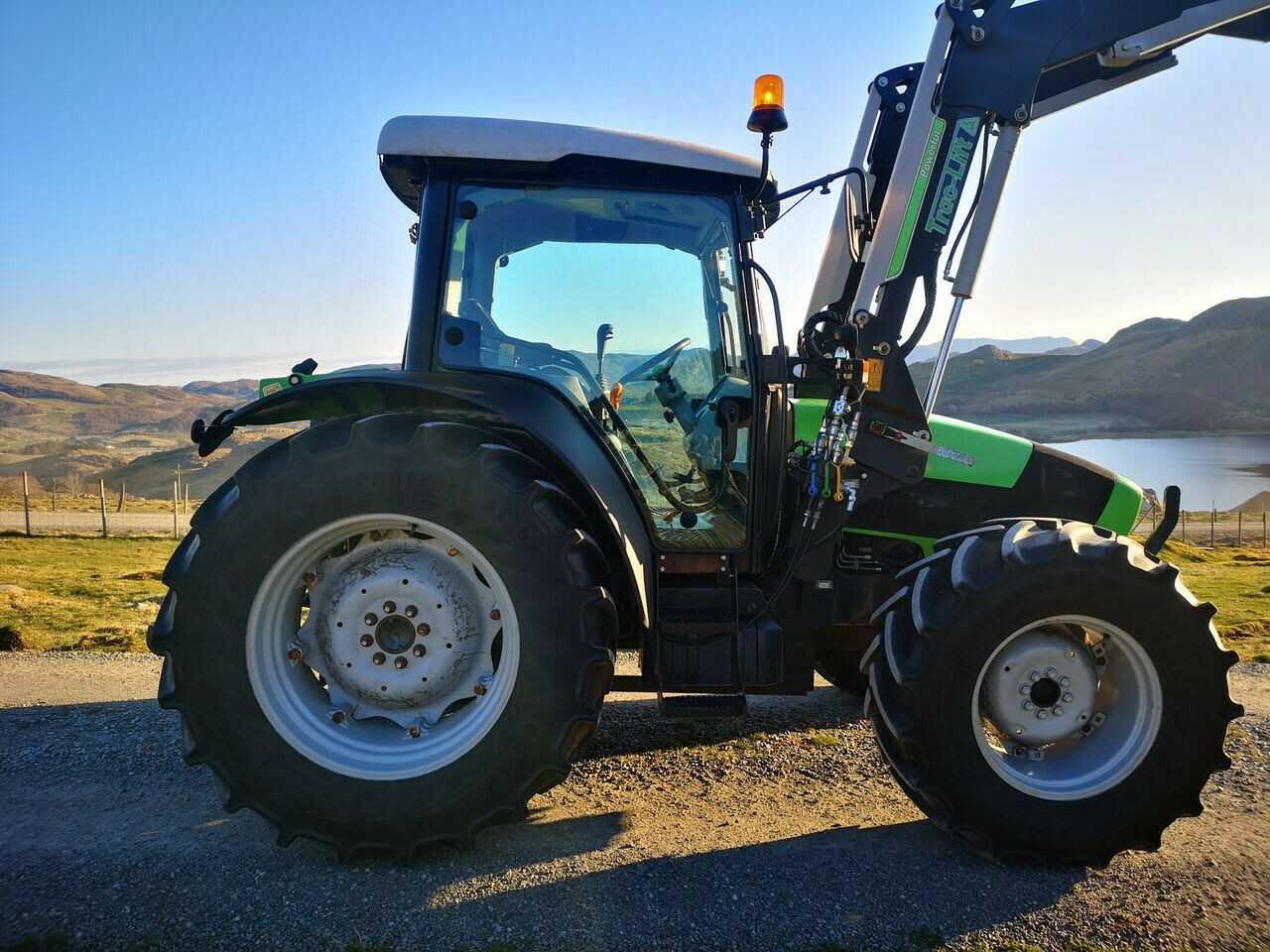 2010 Deutz-Fahr Agrofarm 420 Tractor - CONSTRUCTION EQUIPMENT