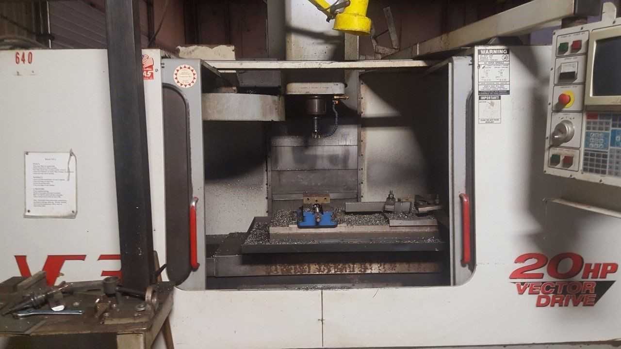 HAAS VF-3 CNC VERTICAL MACHINING CENTER, YEAR 1999 - VERTICAL MACHINING CENTERS