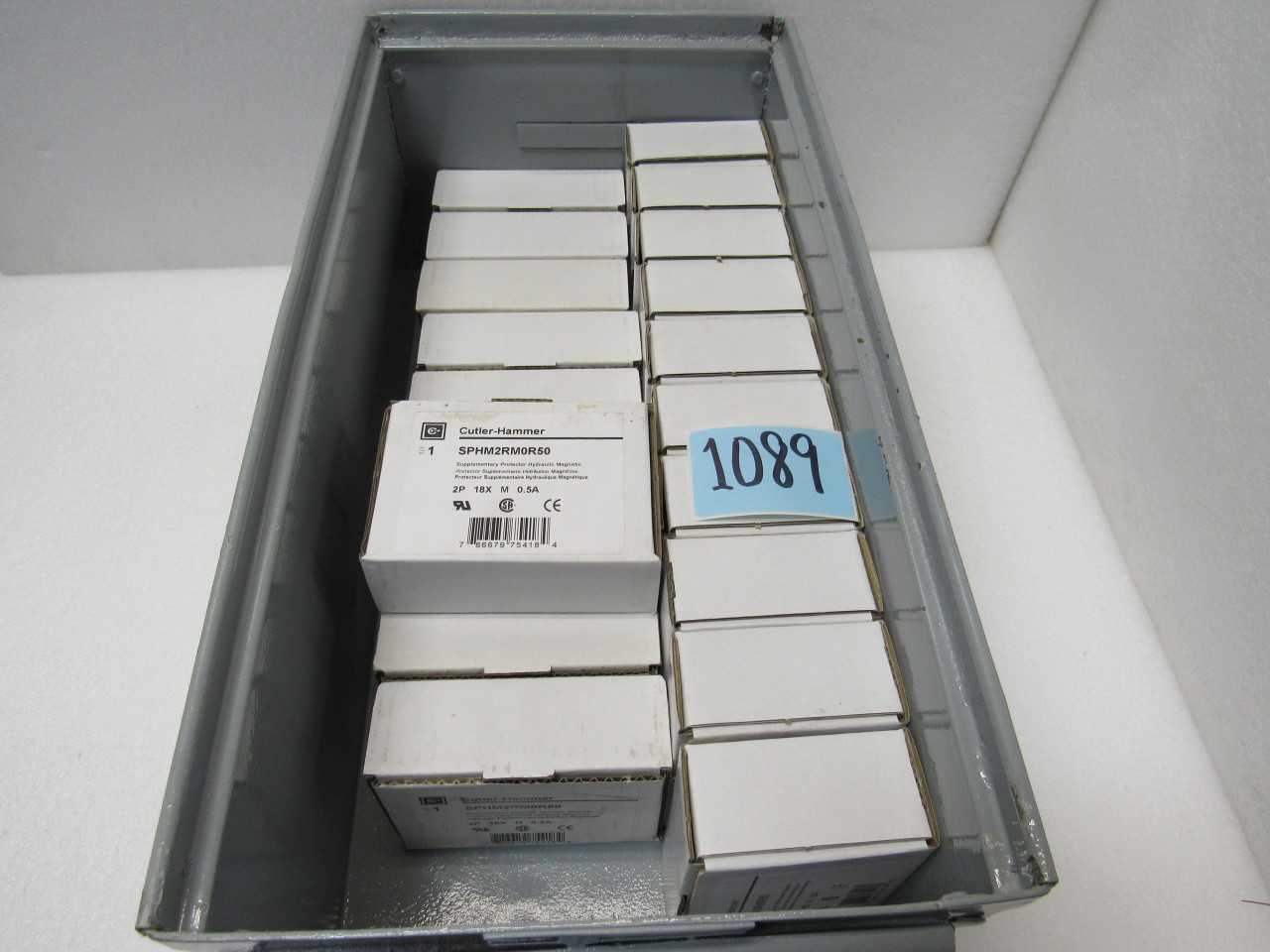 Eaton SPHM - CIRCUIT BREAKERS