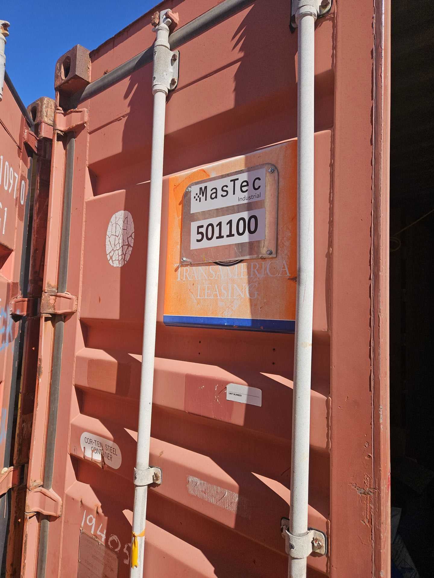 20' SHIPPING CONTAINER WITH PIPE MATERIALS AND TOOLS - TOOL STORAGE