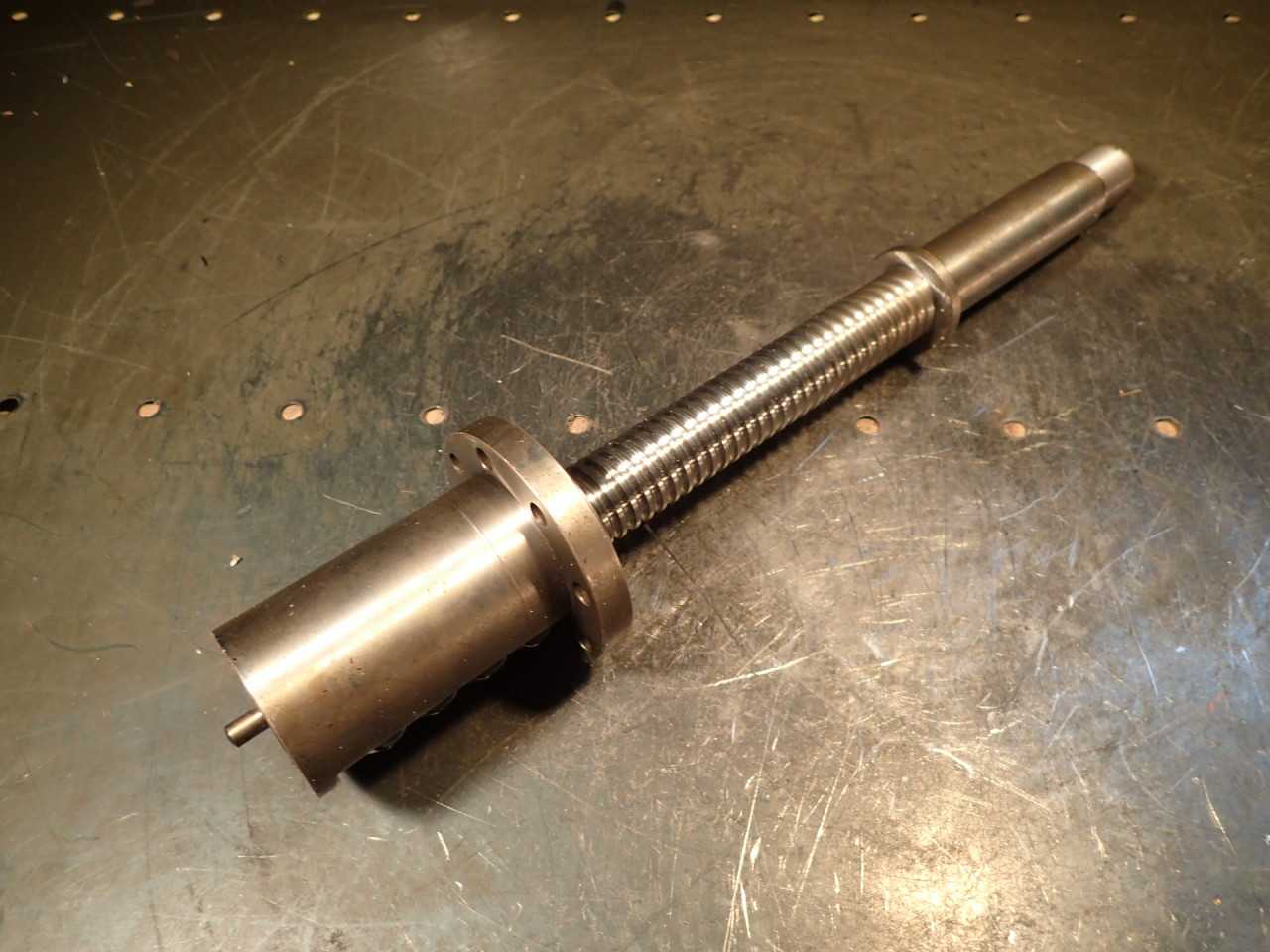 5mm Pitch Ball Screw: 1" Thread OD 150mm Travel 375mm OAL 25mmx1.5 Threaded End - INDUSTRIAL PARTS