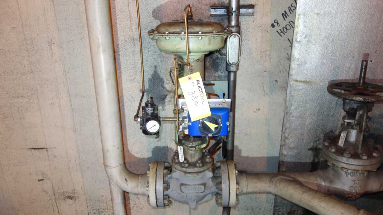 LOT OF 2 FISHER 657A 3 IN STEEL CONTROL VALVE - CONTROL VALVE