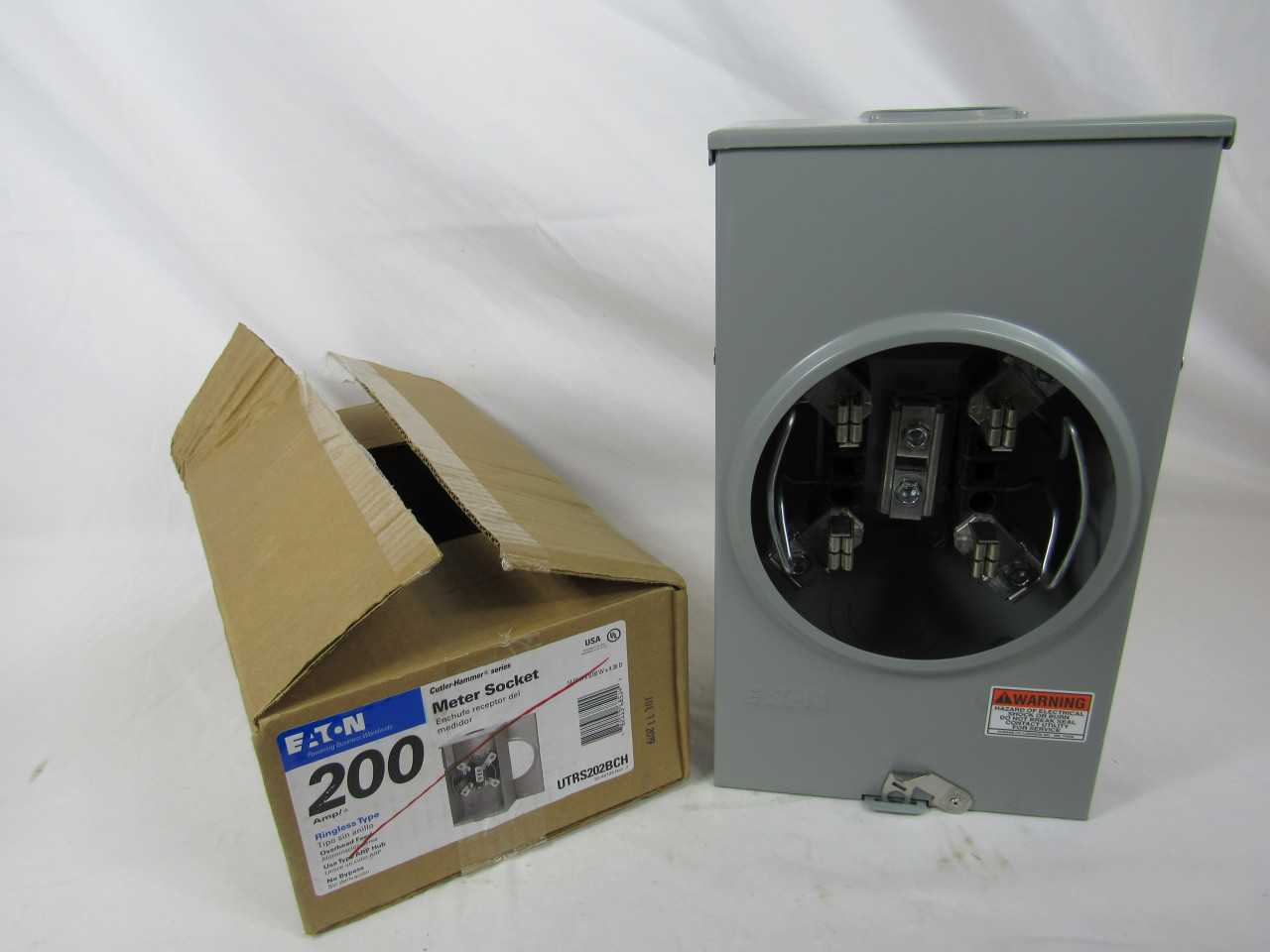 Quantity of 3 New Surplus Eaton UTRS202BCH Meter Socket Ringless 200A 600V 1Ph 4Jaws - INDUSTRIAL PARTS
