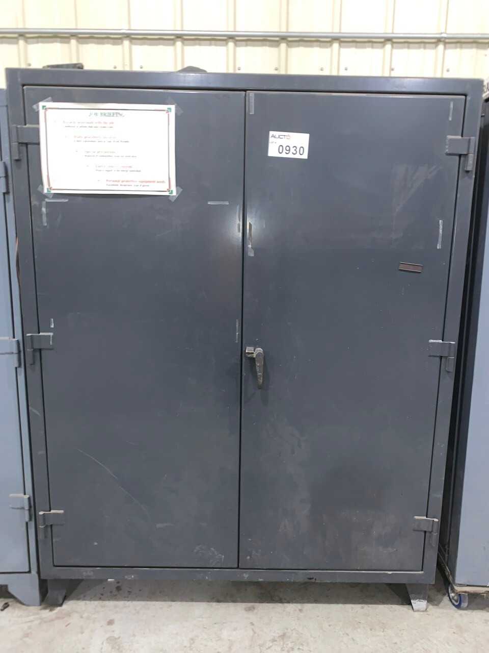 CABINET WITH CONTENTS - INDUSTRIAL PARTS