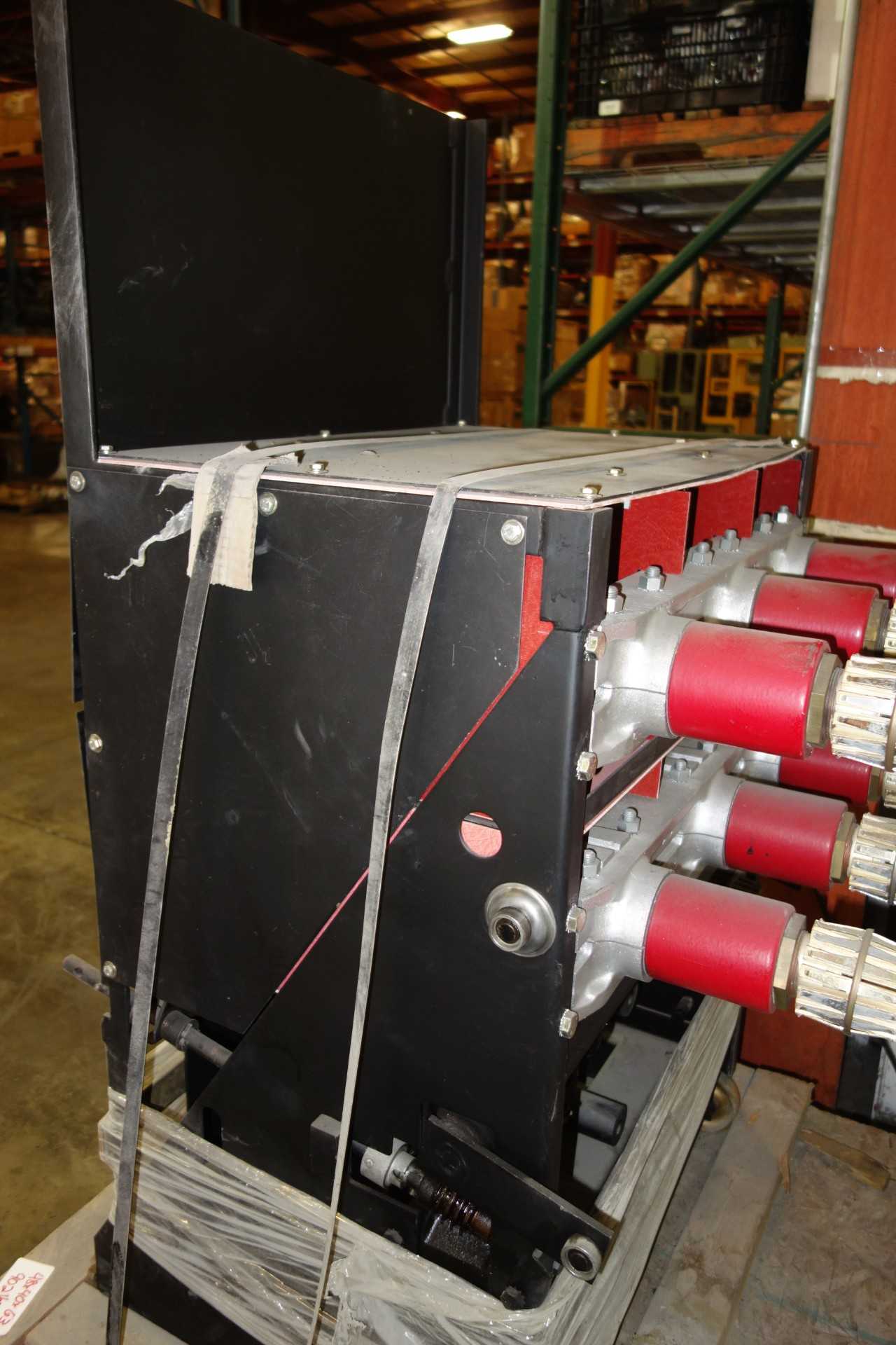SWITCH GEAR BREAKER - CIRCUIT BREAKERS