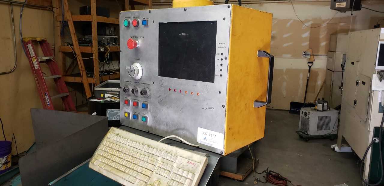 Cincinnati Milicron 900MC Vertical Machining Center - VERTICAL MACHINING CENTERS