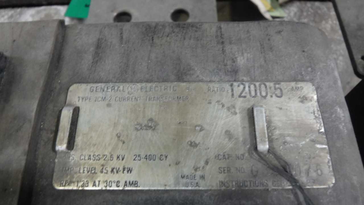 Lot of General Electric Current Transformers - CONTROL TRANSFORMERS