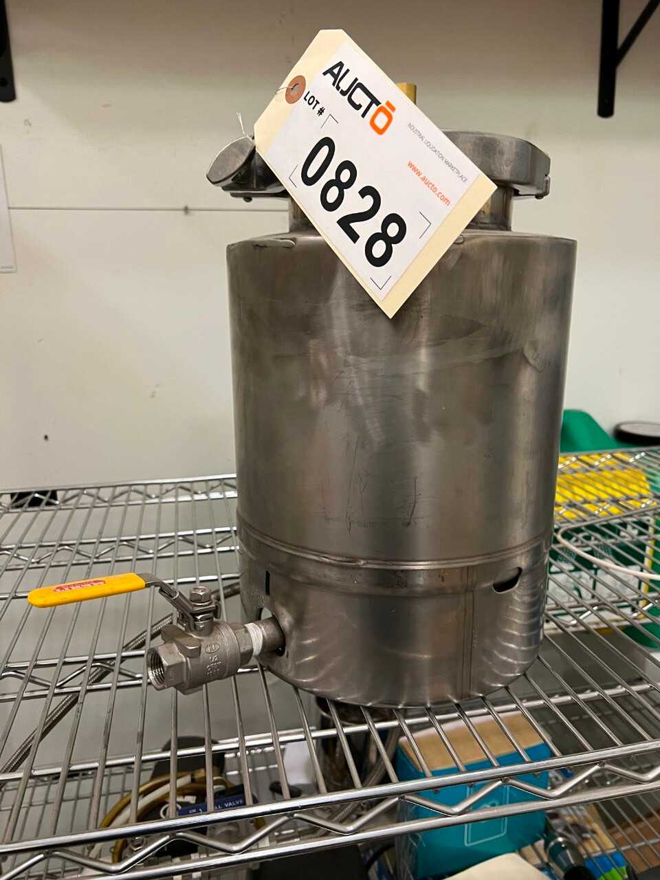 STAINLESS PRESSURE VESSEL - PROCESS EQUIPMENT