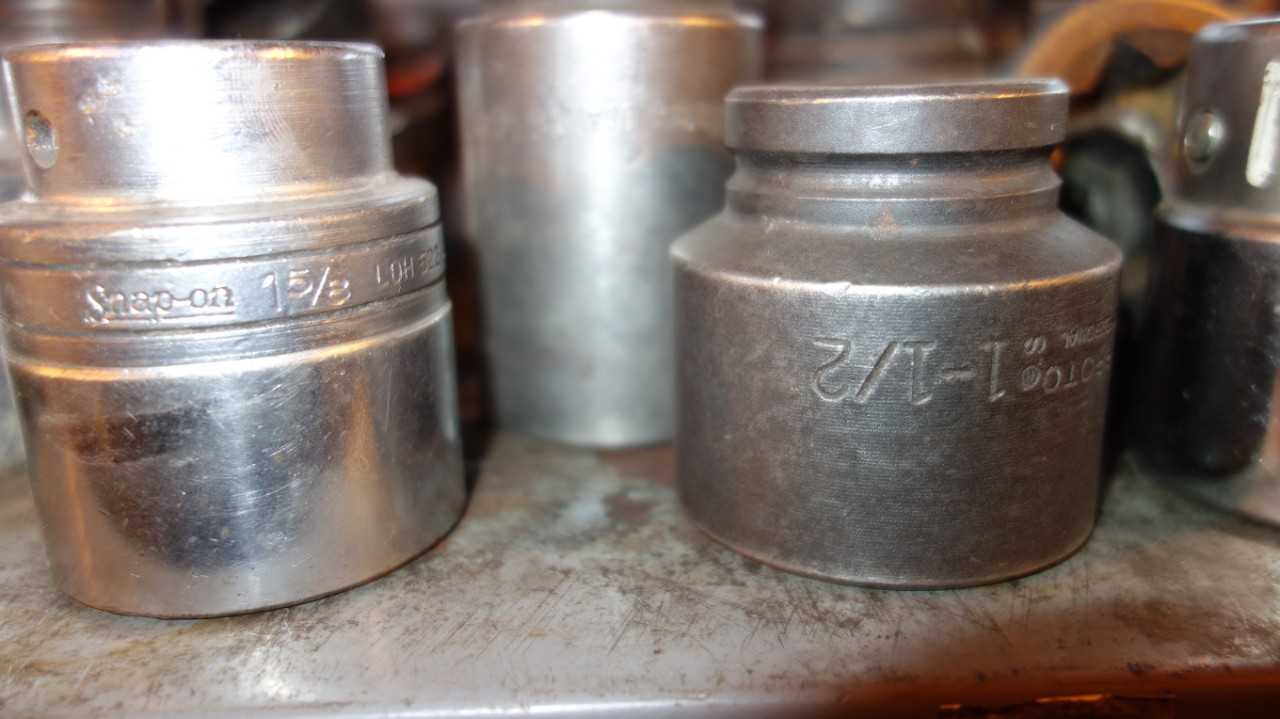 CONTENTS OF SHELF SECTION - MACHINING ACCESSORIES & TOOLING