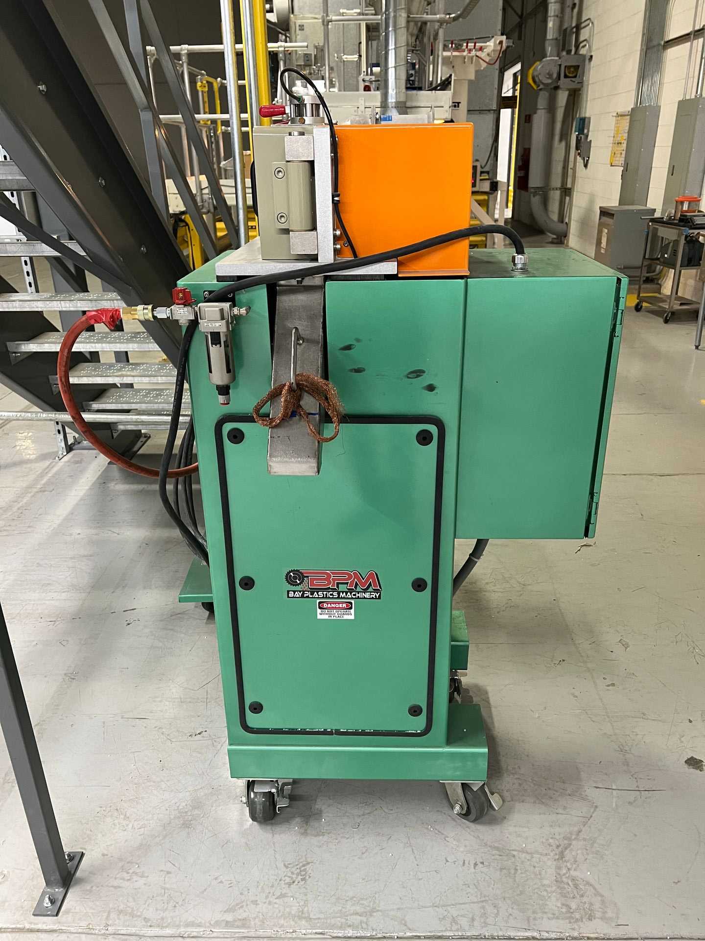 2014 BAY PLASTICS MACHINERY CHOPPER/PELLETIZER - PLANT & FACILITY