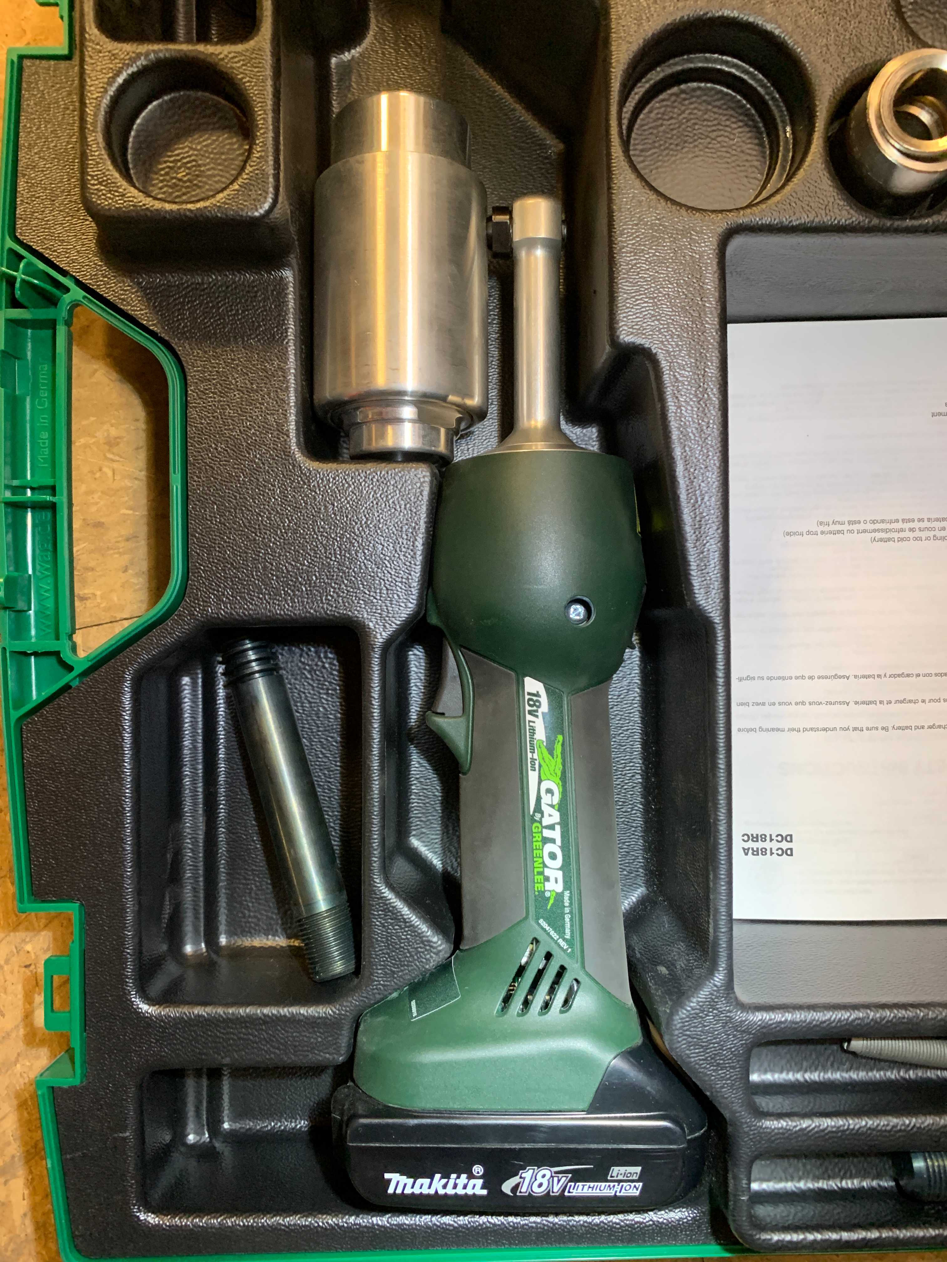 LITHIUM-ION TOOL - ELECTRIC POWER TOOLS