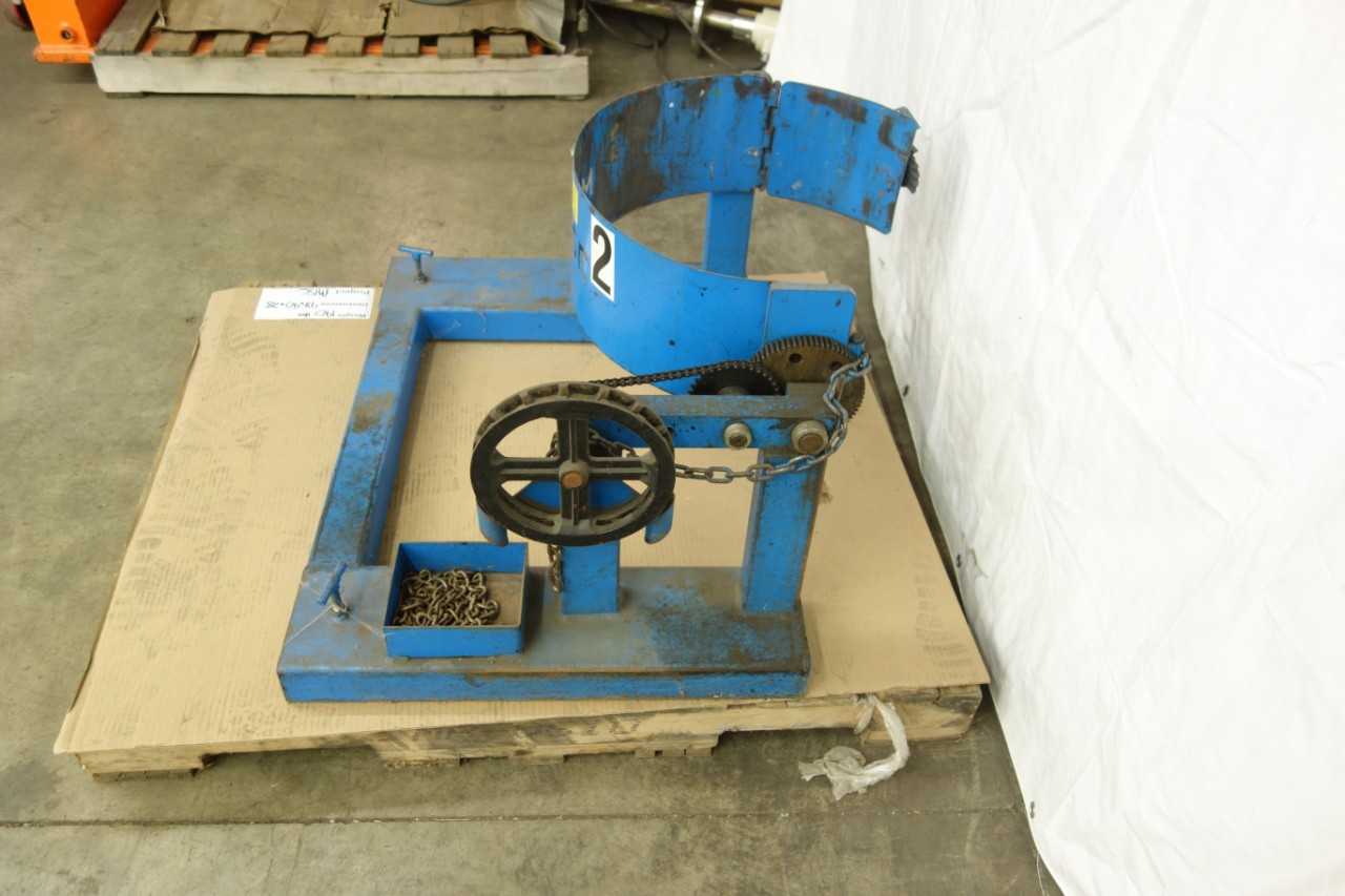 MORSE 800 LB CAPACITY 55 GALLON DRUM KARRIER - ROLLING CARTS