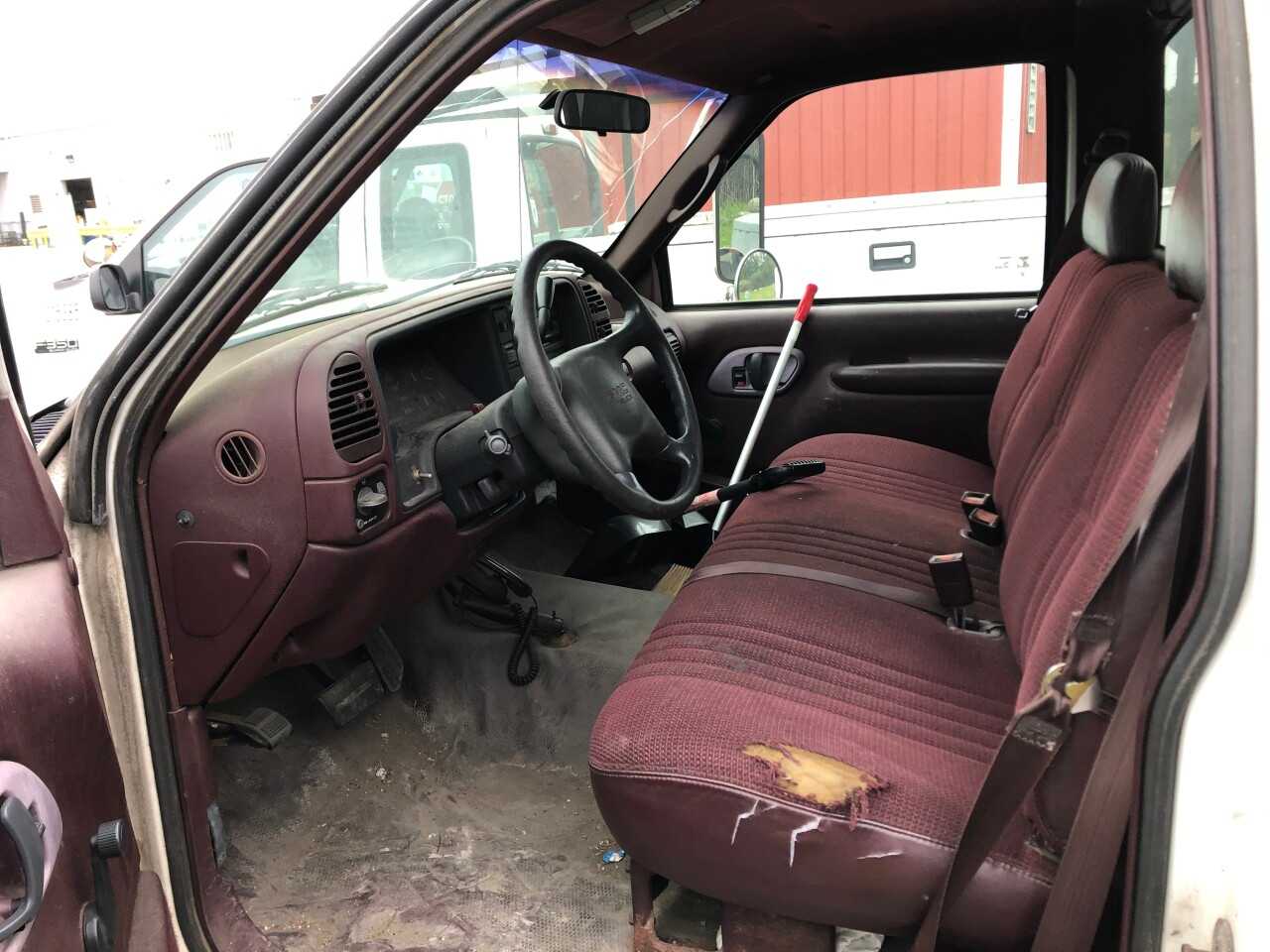 1996 GMC 2500 Pick-Up - HYDRO EXCAVATOR TRUCKS