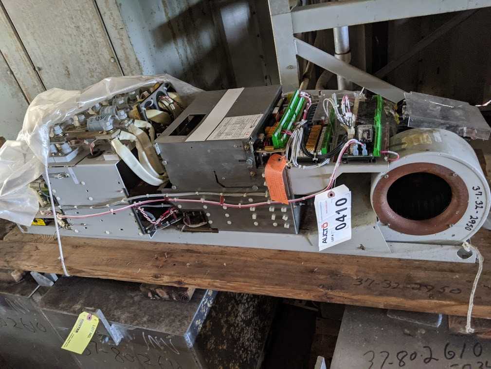 GE GENERAL ELECTRIC 515 amp Frequency Drive 3V0MK575CD003 460V-AC DRIVE - ELECTRIC MOTORS