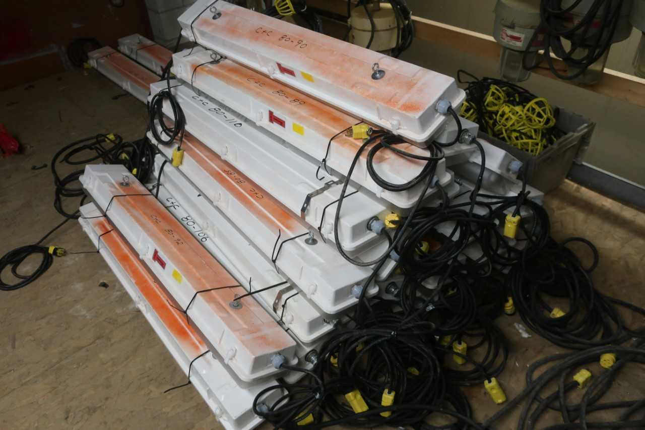 LOT OF ASSORTED LIGHTING, EMERGENCY EXPLOSION PROOF LIGHTS, FIXTURES, LUMINAIRES - LIGHTING
