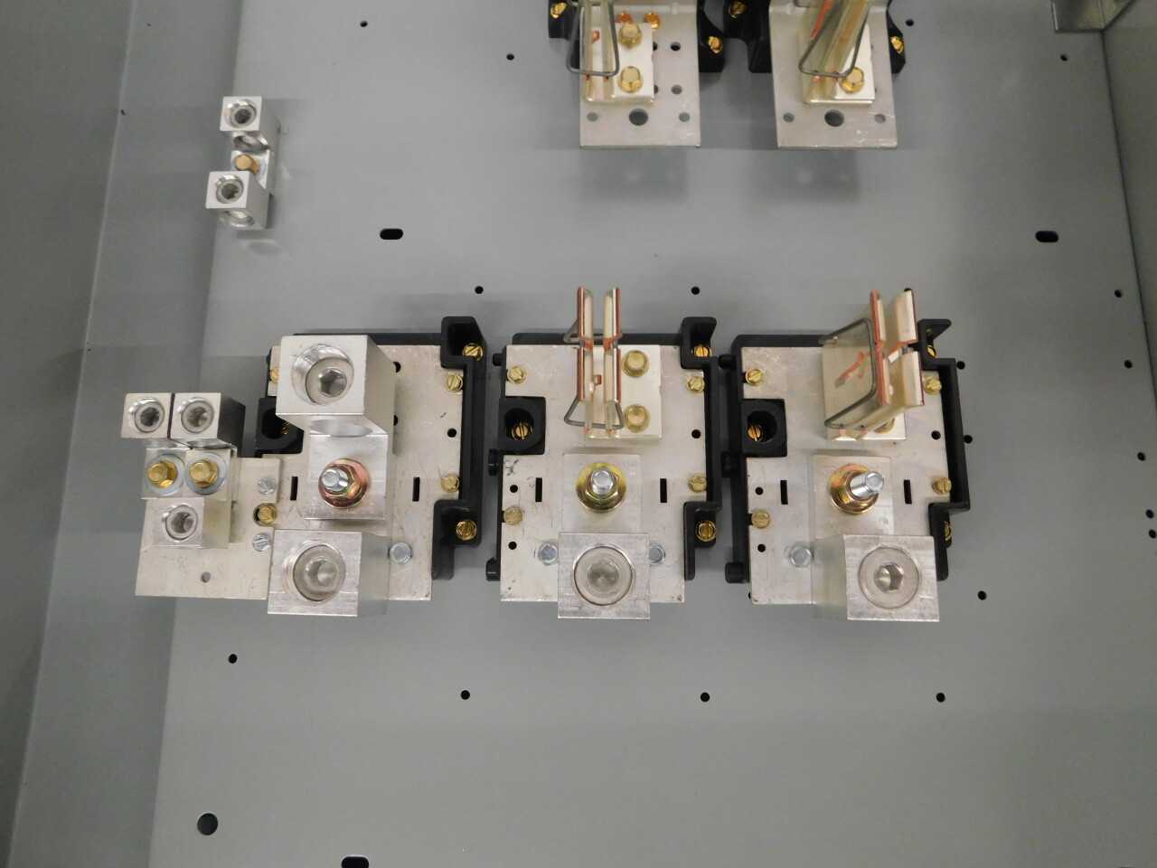 Pallet of 1x Un-Used DH225NRK Switches - ELECTRICAL COMPONENTS