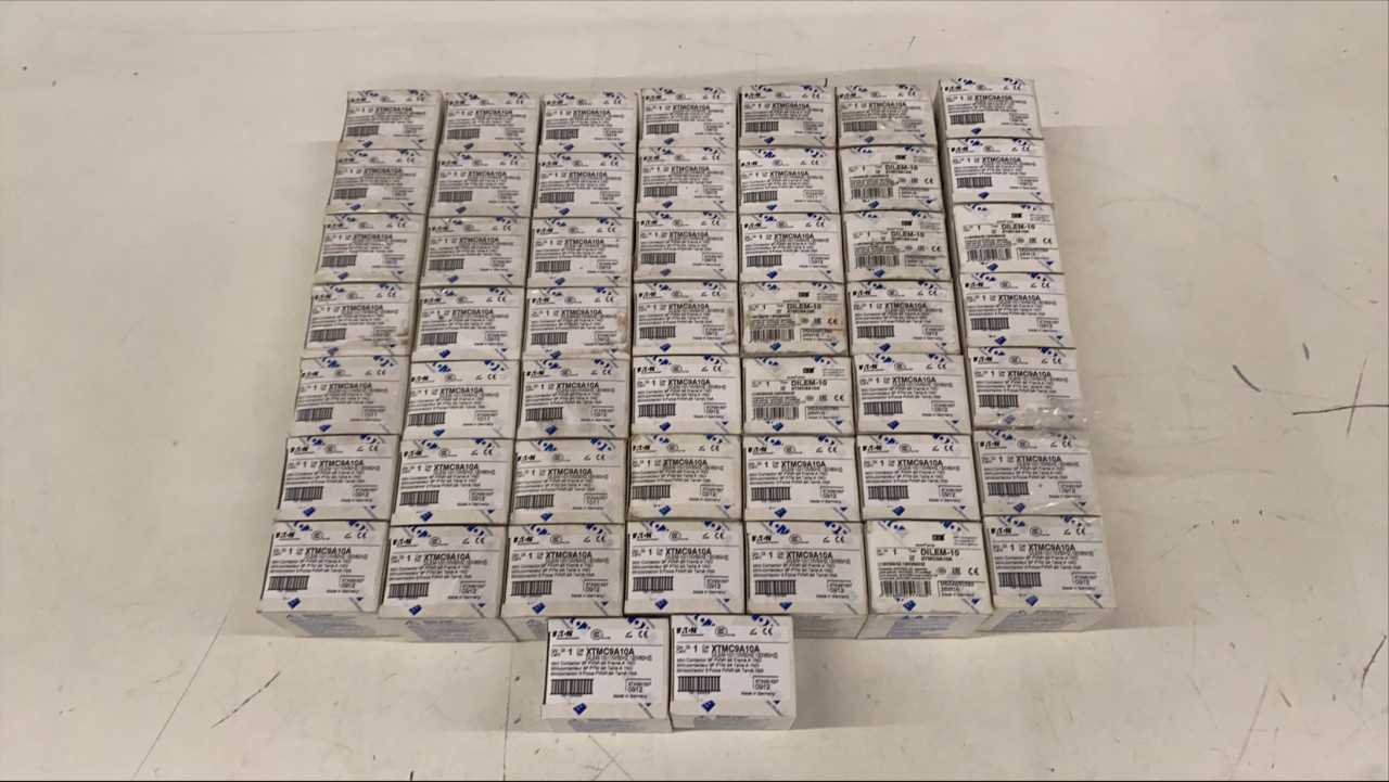51 Quantity-Eaton 3P 9A 110/120VAC Contactors-XTMC9A10A - CONTACTORS