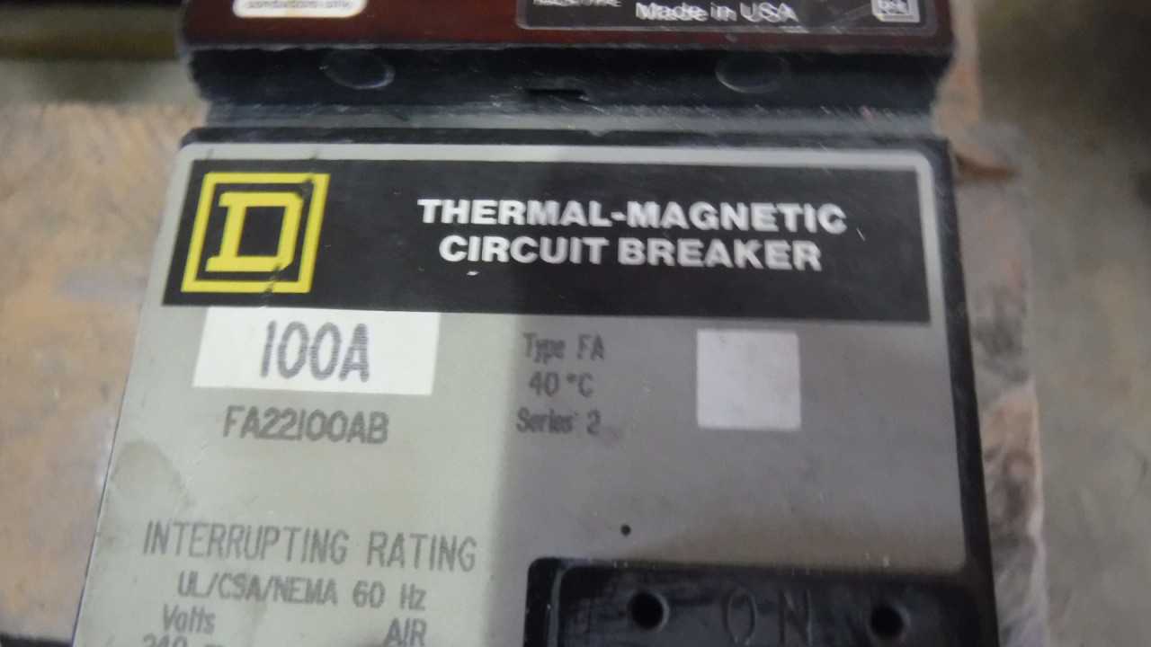 100 Amp Square-D Circuit Breaker - CIRCUIT BREAKERS