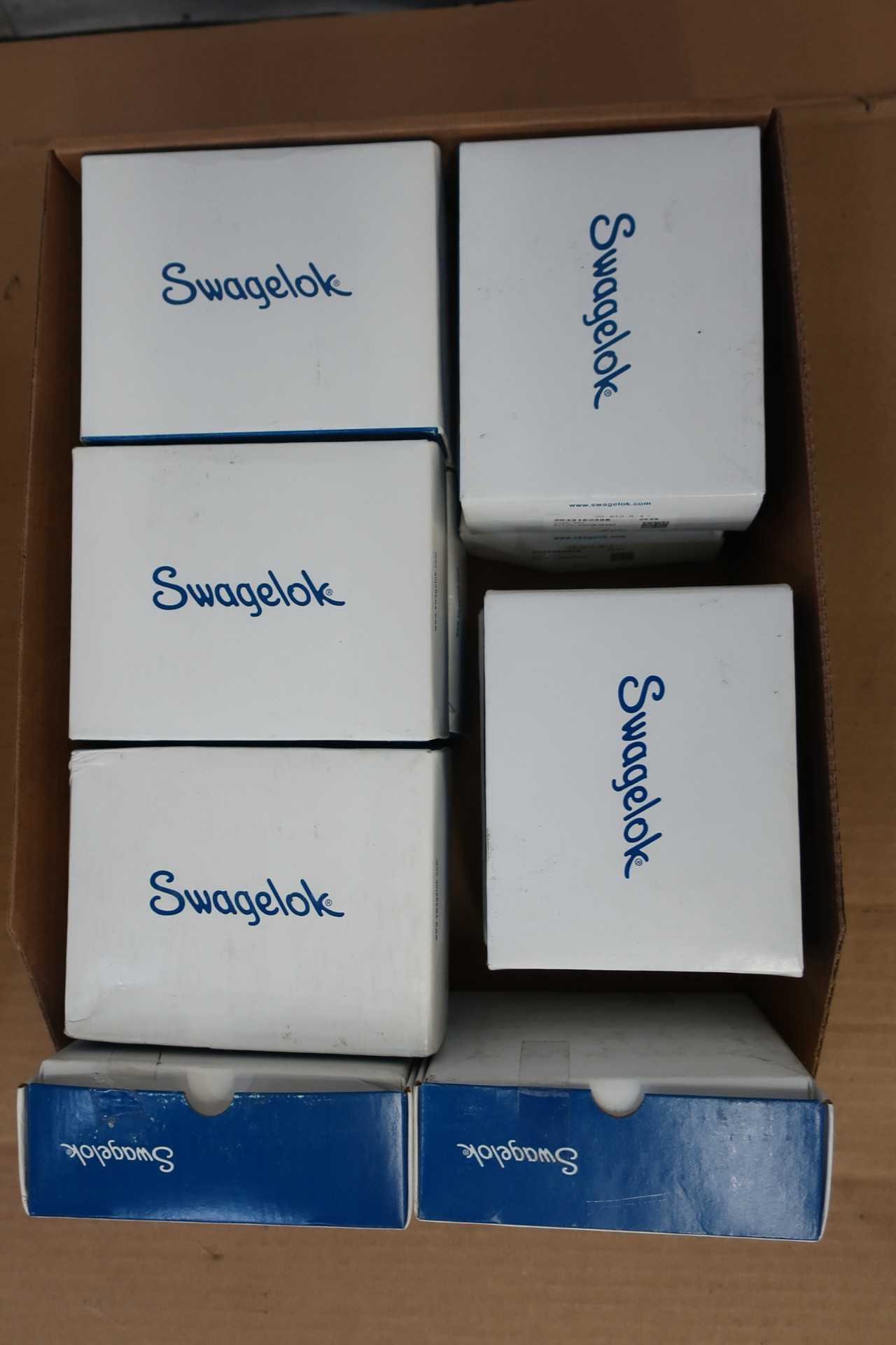 LOT OF ASSORTED SWAGELOK FITTINGS - PROCESS EQUIPMENT
