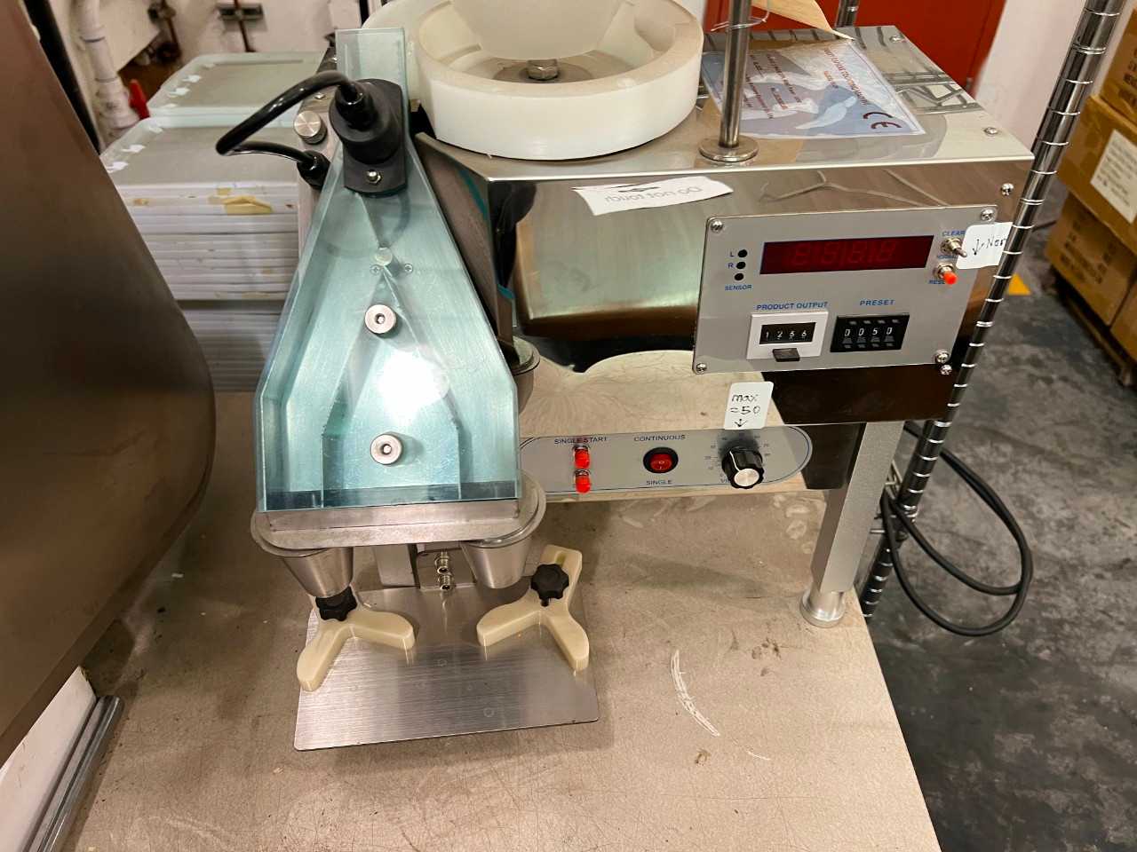 JIANGYIN CITY XUAN TENG YL-2A CAPSULE/TABLET COUNTING MACHINE - INDUSTRIAL PARTS