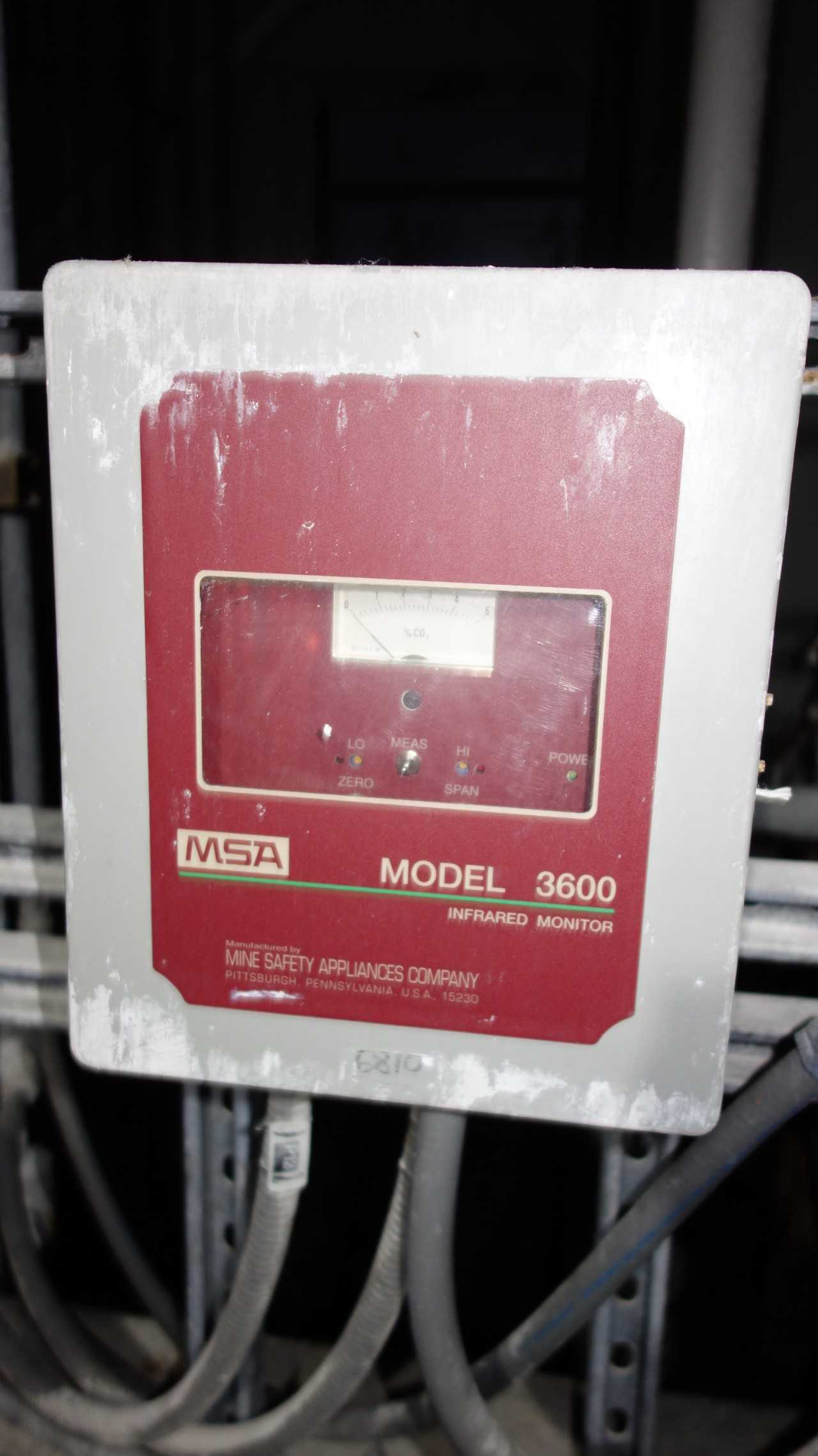 LOT OF 2 ASSORTED MSA GAS MONITORS - LAB & SCIENTIFIC