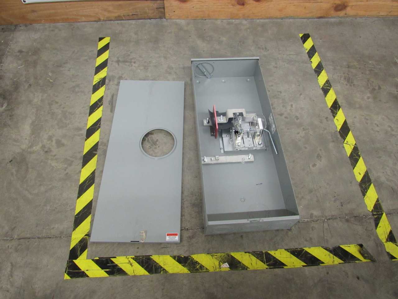 Lot of Quantity 1x UTH4330UCH Electrical Enclosures - ELECTRICAL ENCLOSURES