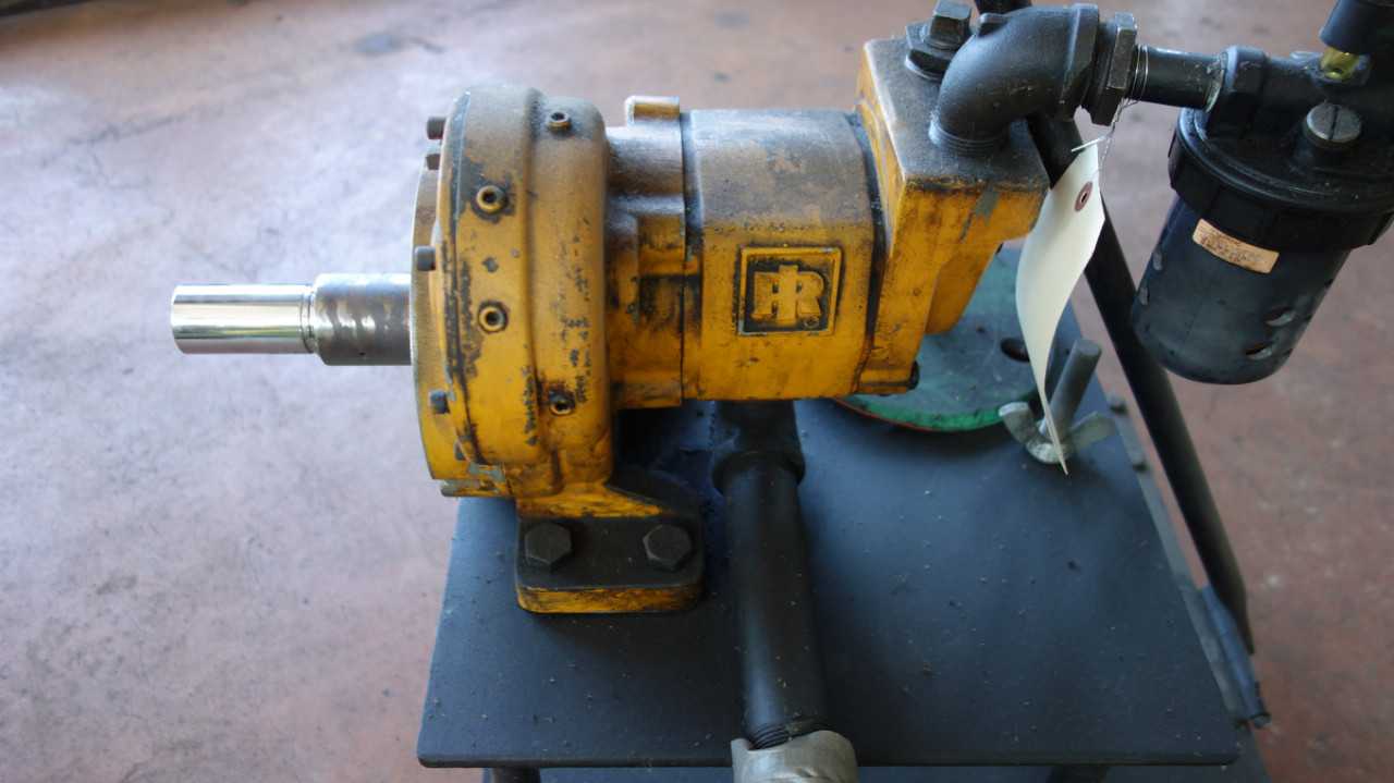 INGERSOLL RAND 92RA005 AIR VANE MOTOR WITH CART - ELECTRIC MOTORS