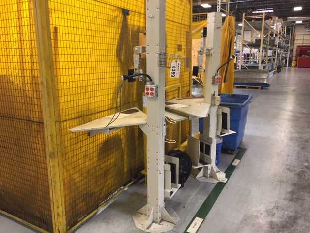 2x Steel computer stands - PLANT & FACILITY
