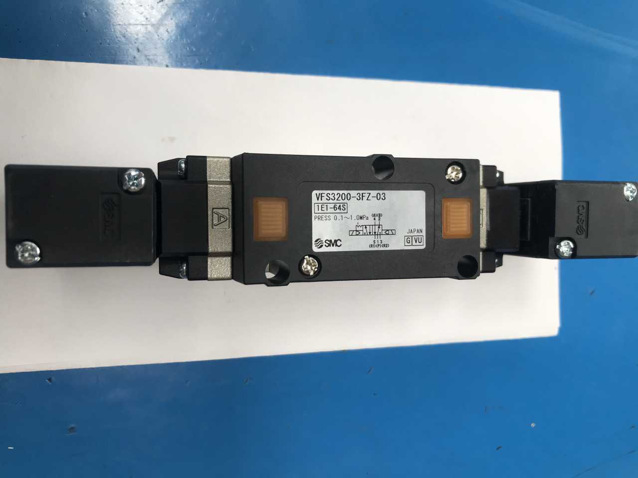 Solenoid Valve SMC, 25 Pieces - INDUSTRIAL PARTS