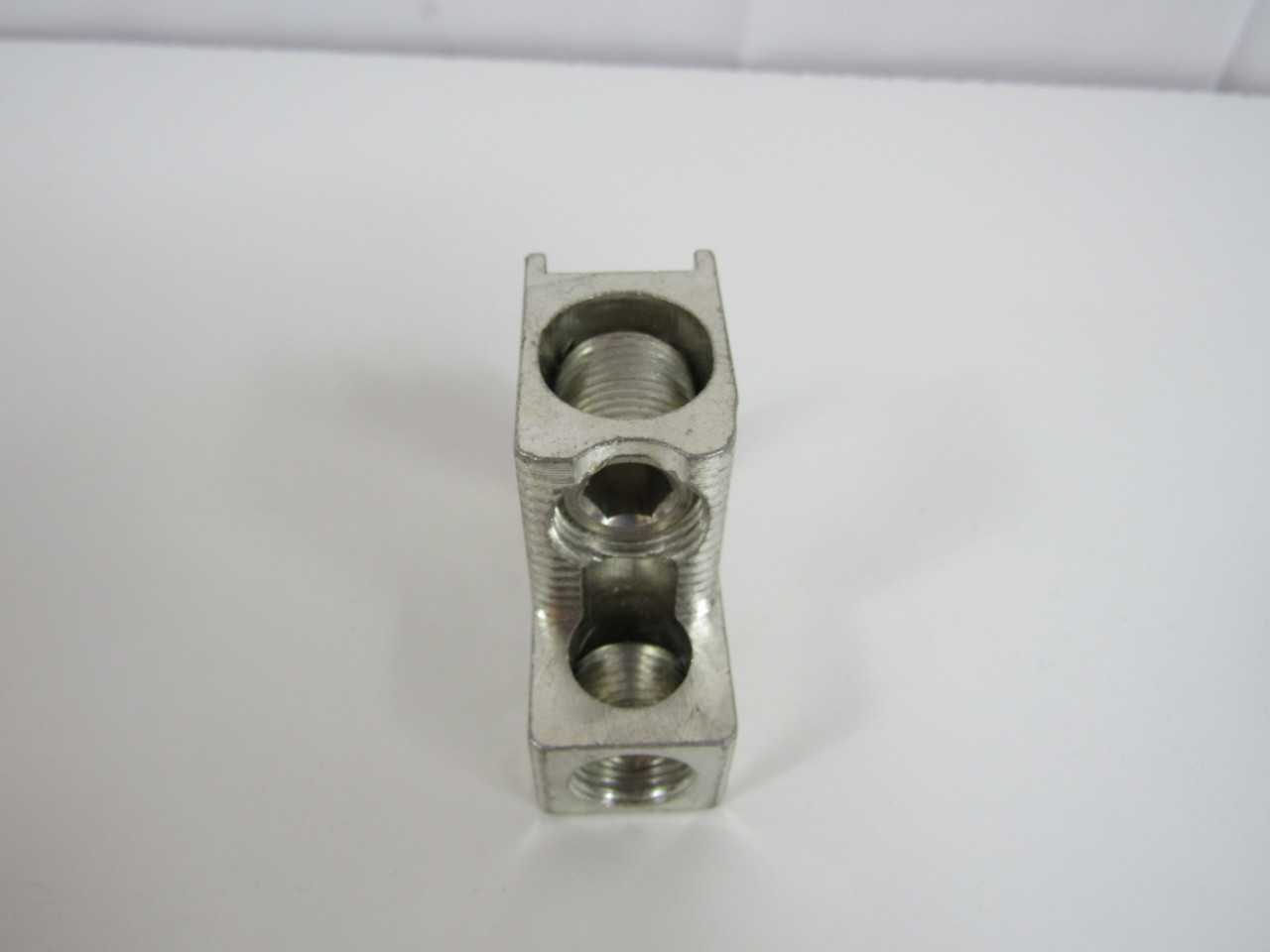Lot of Quantity 104x CDA-520 Lugs - ELECTRICAL COMPONENTS