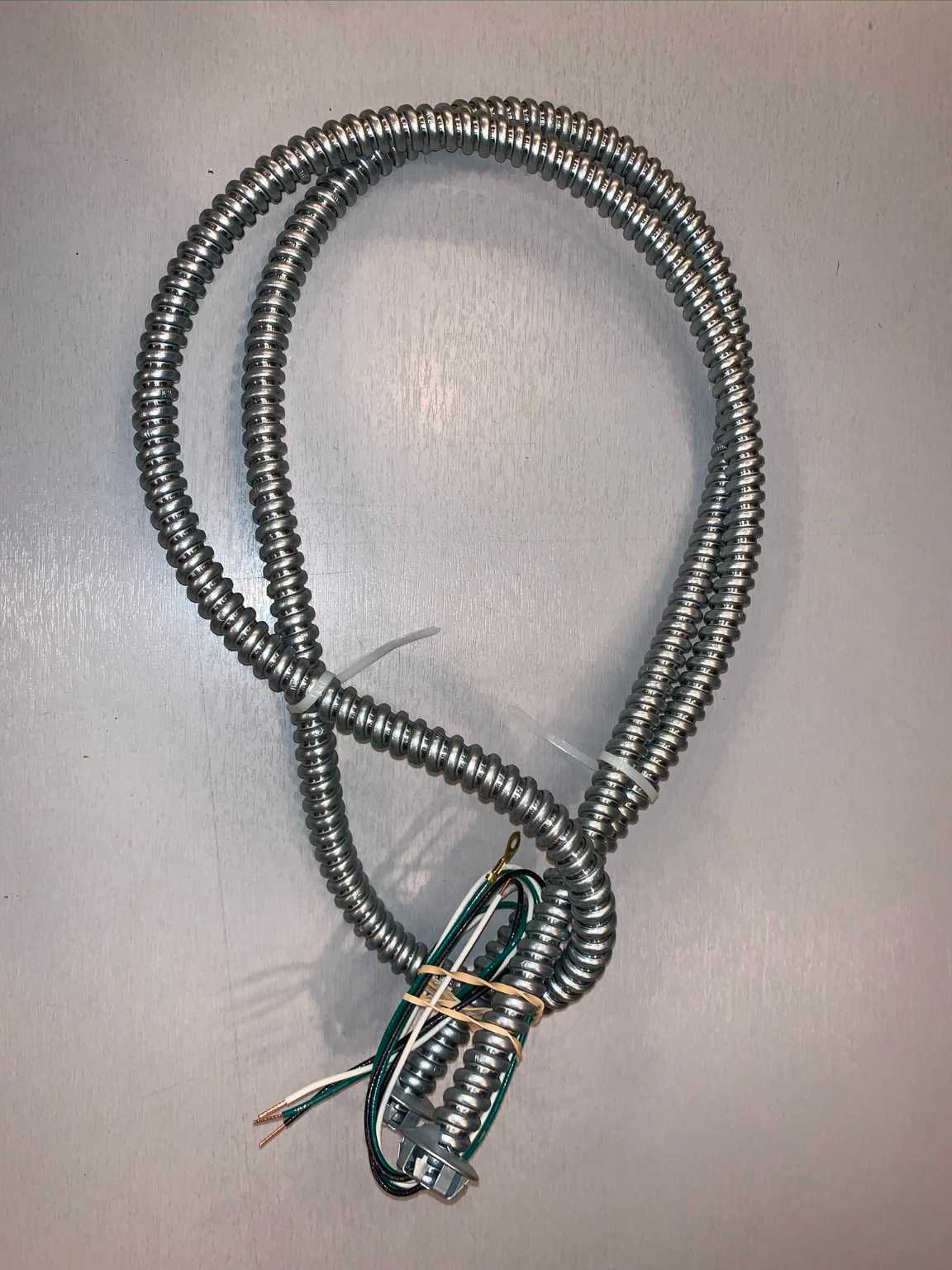 New - Lot of 50 - Southwire 6 foot Flexible Conduit Whip with 3 Wires - LIGHTING