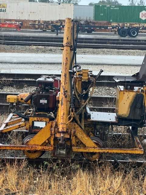 Track Lining Machine - CONSTRUCTION EQUIPMENT