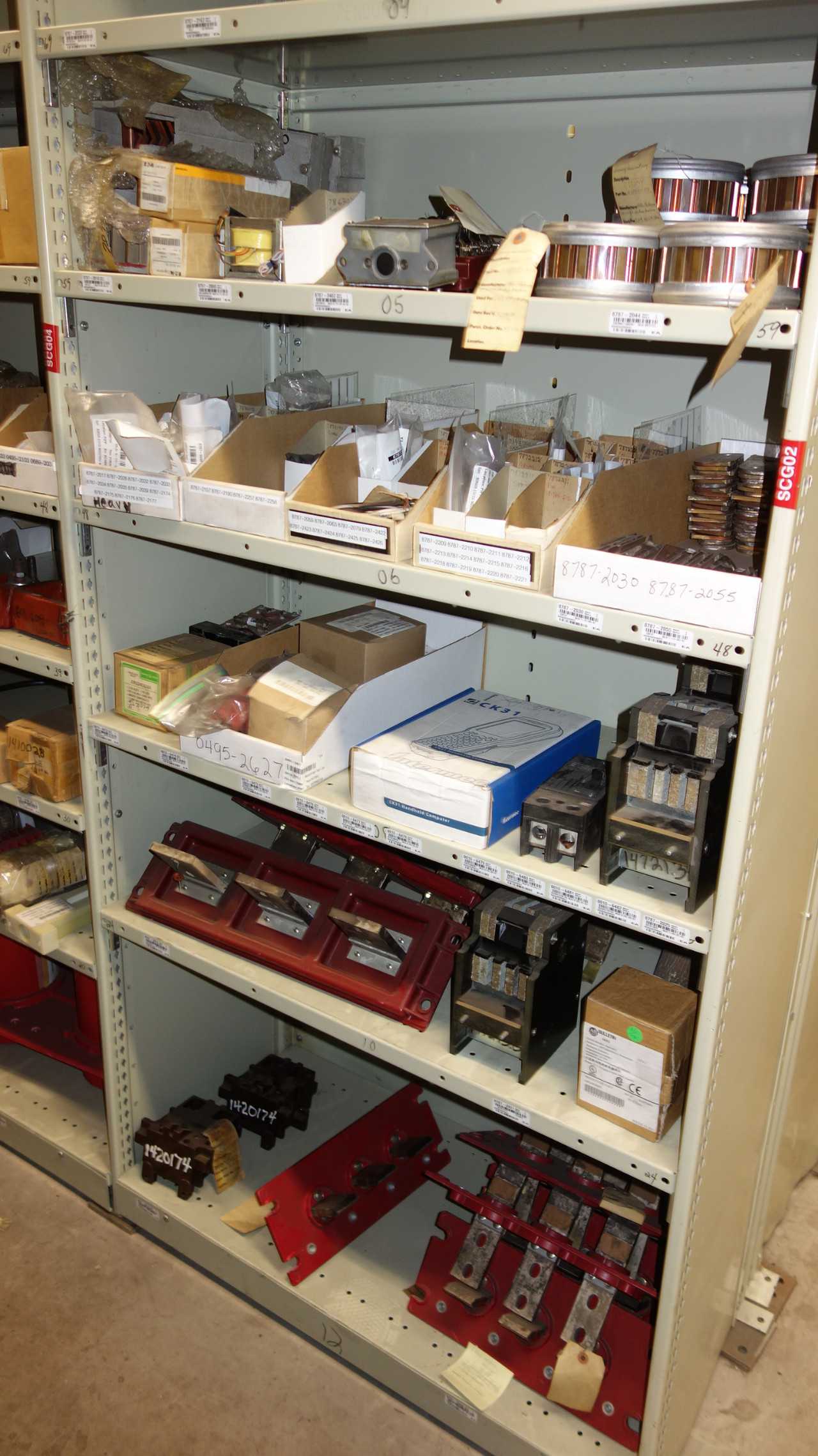 CONTENTS OF 3 SHELF COLUMNS, ASSORTED ELECTRICAL - ELECTRICAL COMPONENTS