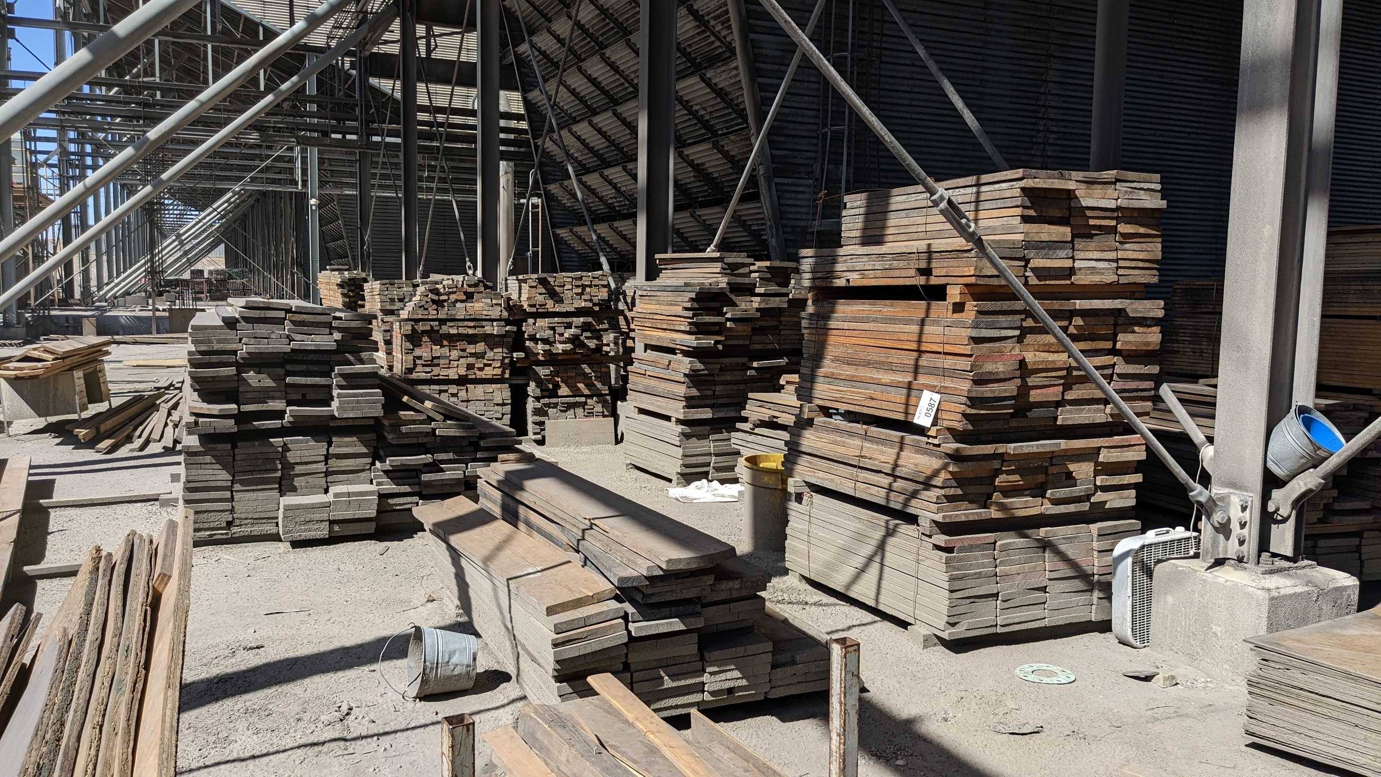 ASSORTED LUMBER - TRAILER MOUNTED EQUIPMENT