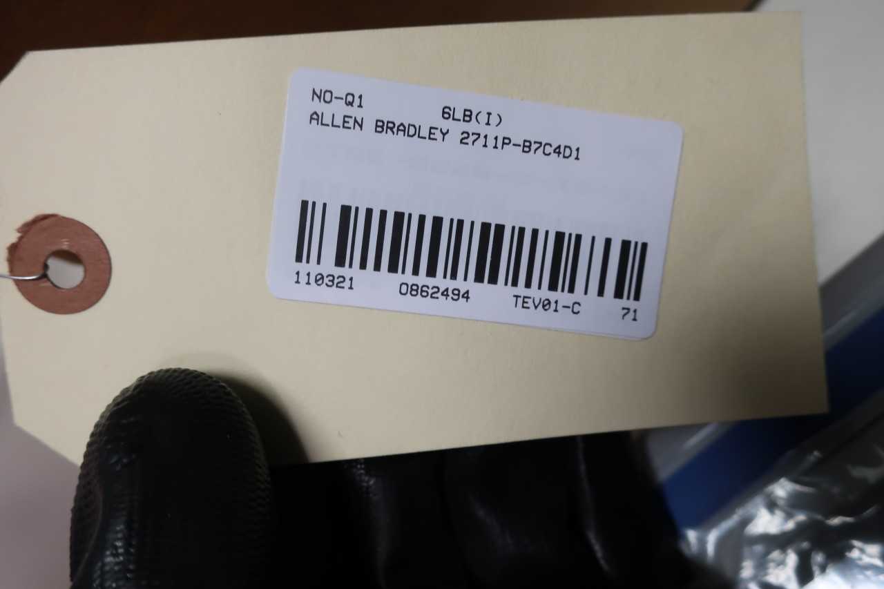 ALLEN BRADLEY 2711P-B7C4D1 PANELVIEW PLUS 700 - HMIS & DISPLAYS