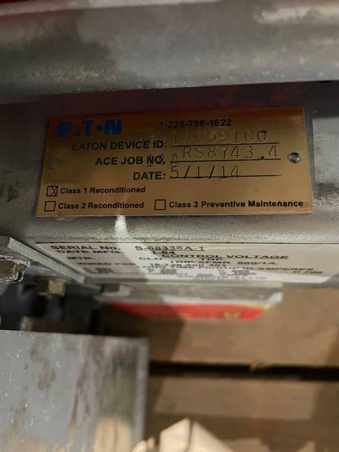 Eaton RL800 Circuit Breaker - CIRCUIT BREAKERS