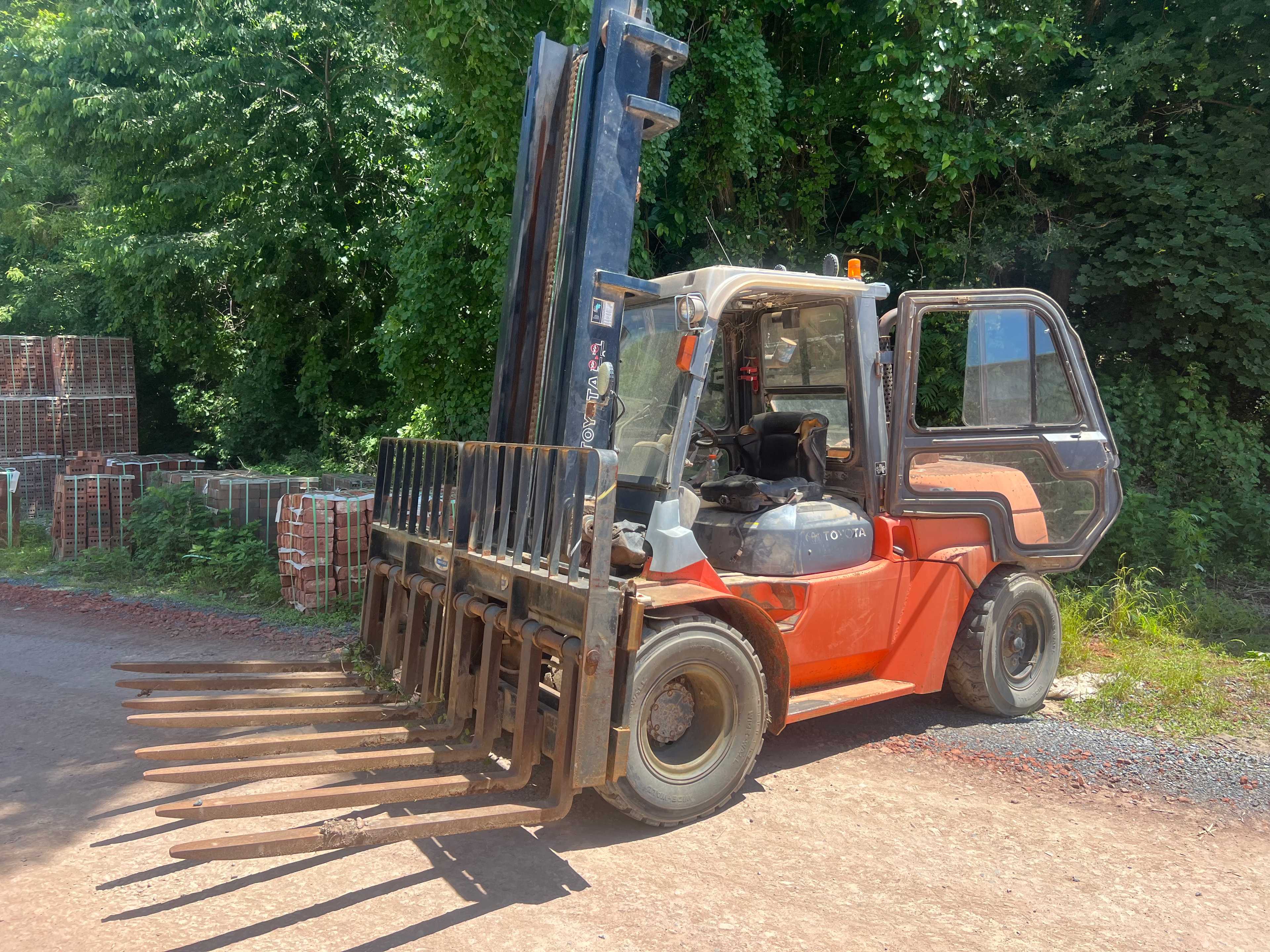 2007 TOYOTA 7FDU70 SIT-DOWN FORKLIFT - SIT-DOWN FORKLIFTS