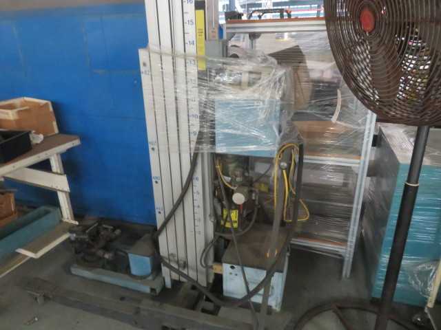 Genie Industries Lift - MISCELLANEOUS