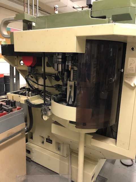 Makino Milling Machine - CNC MACHINING CENTERS