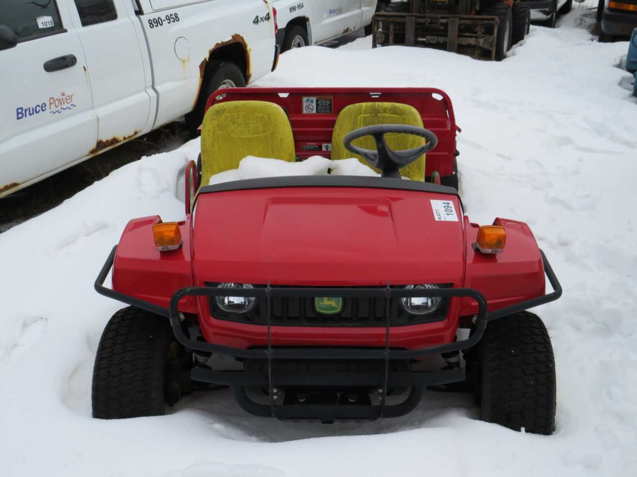 2005 JOHN DEERE GATOR UTILITY VEHICLE - BUSES