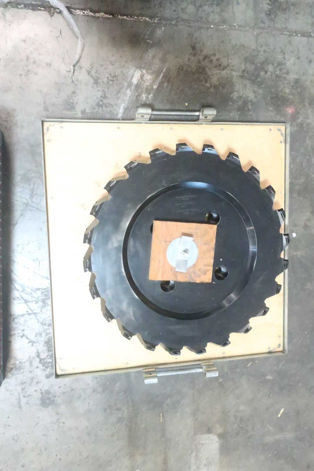 SANDVIK 18.5" DIAMETER SURFACE MILL - MACHINING ACCESSORIES & TOOLING