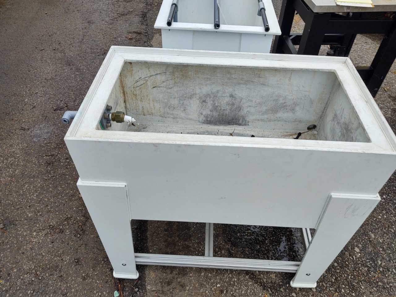 Wash Basin Lot of 2 - LAB & SCIENTIFIC