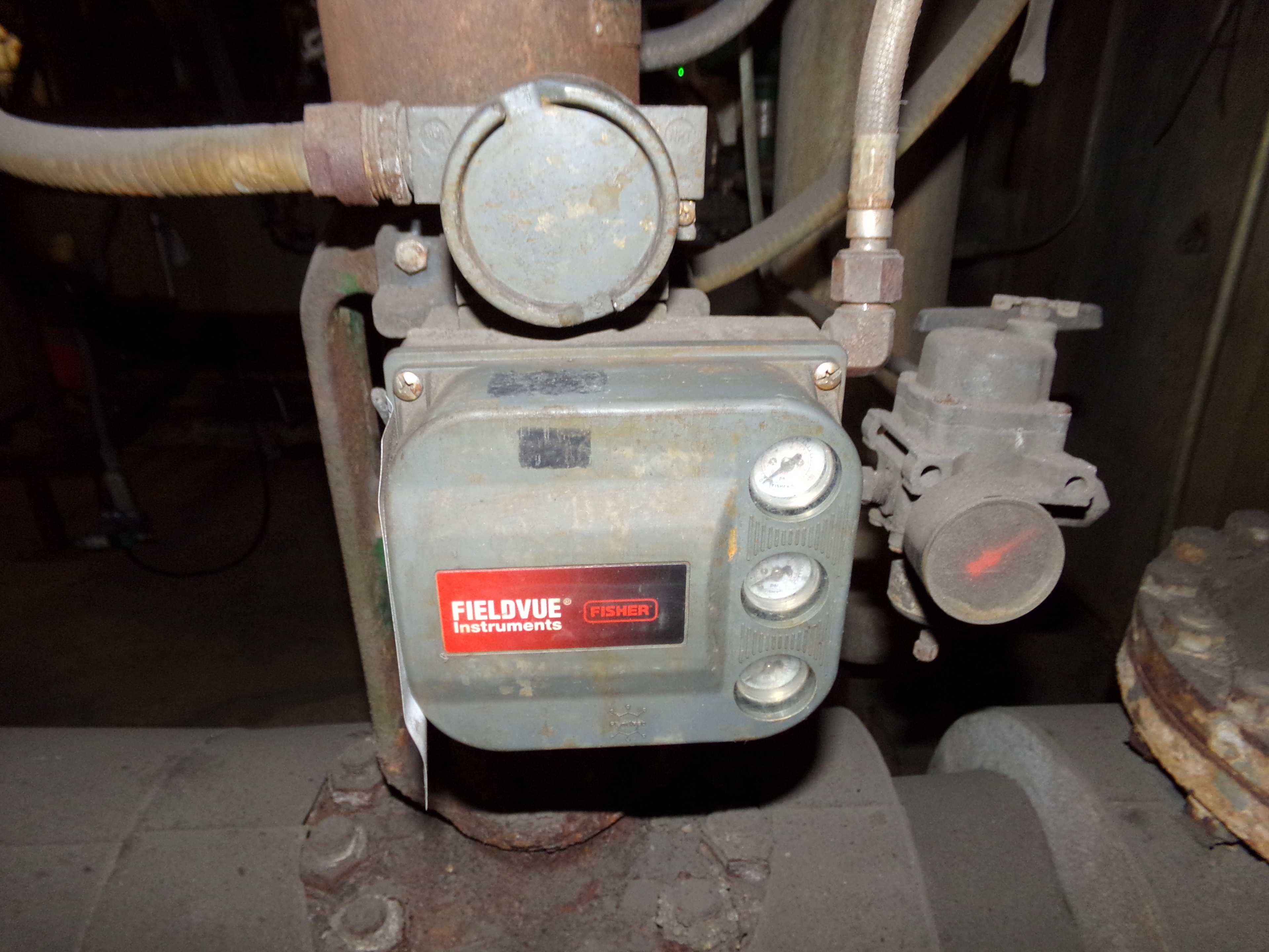 FISHER CONTROLS DVC6010 FIELDVUE POSITIONER - CONTROL VALVE
