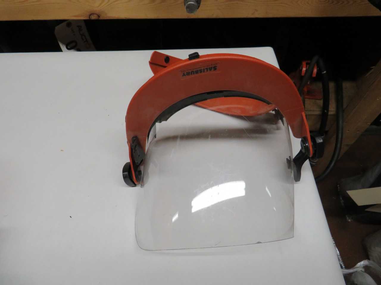 SALISBURY SAFETY HAT W/ AS1000FS ELECTRIC ARC FLASH FACE SHIELD - WITH ACCESSORIES - WELDING EQUIPMENT